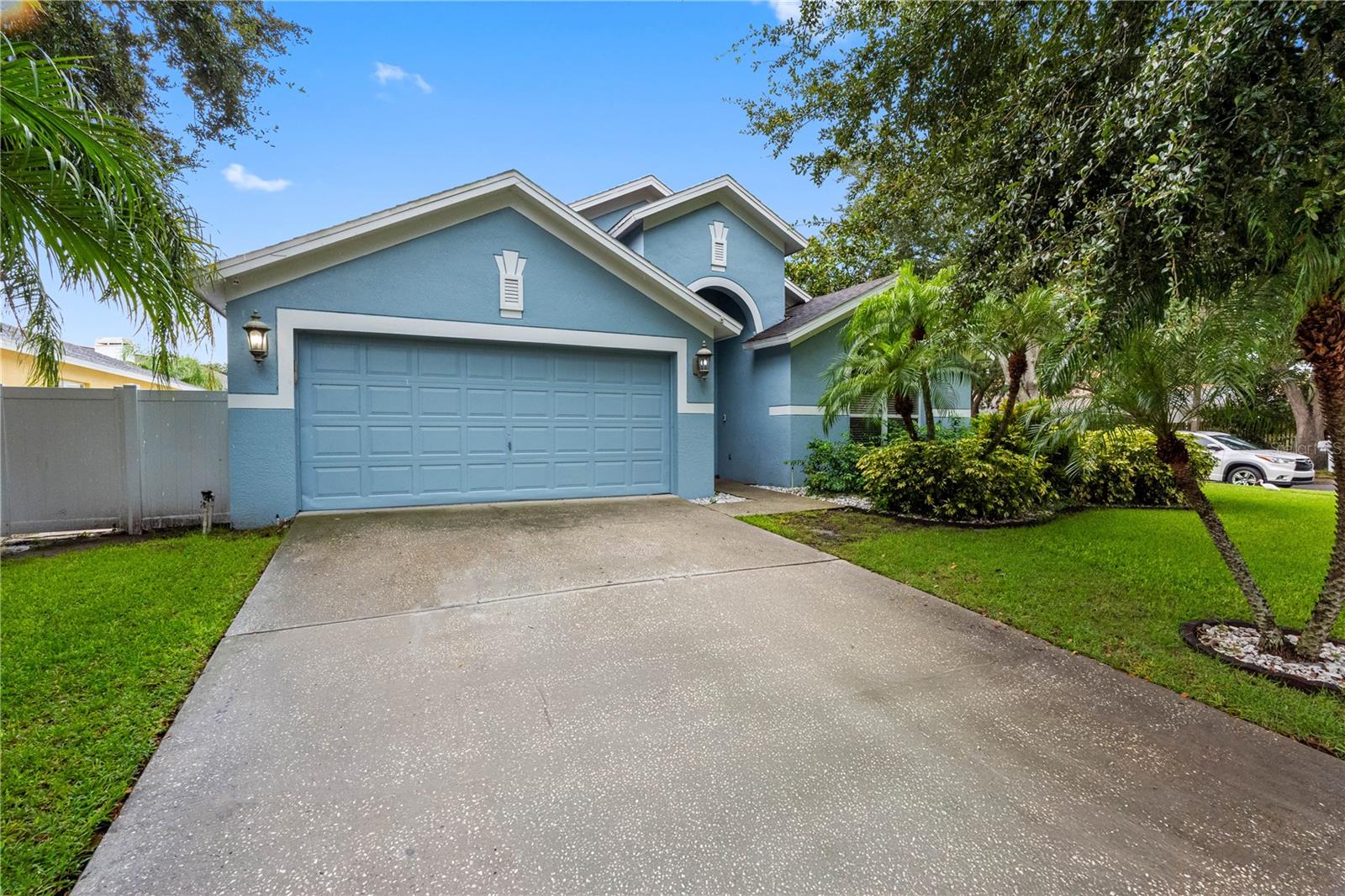 3306 Pin Oak Ln, Tampa