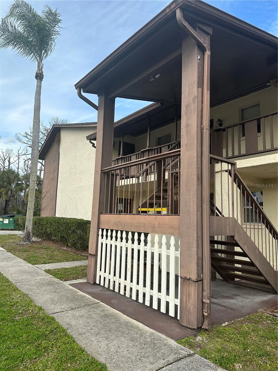 8440 Old Post Rd #202, Port Richey
