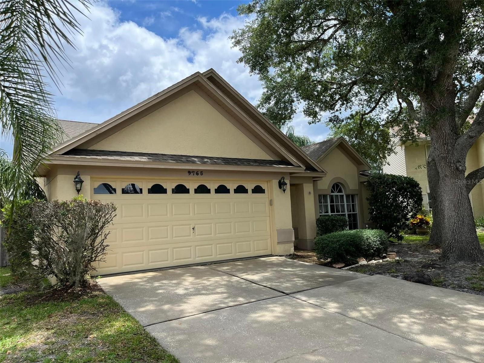 9765 Fox Chapel Rd, Tampa