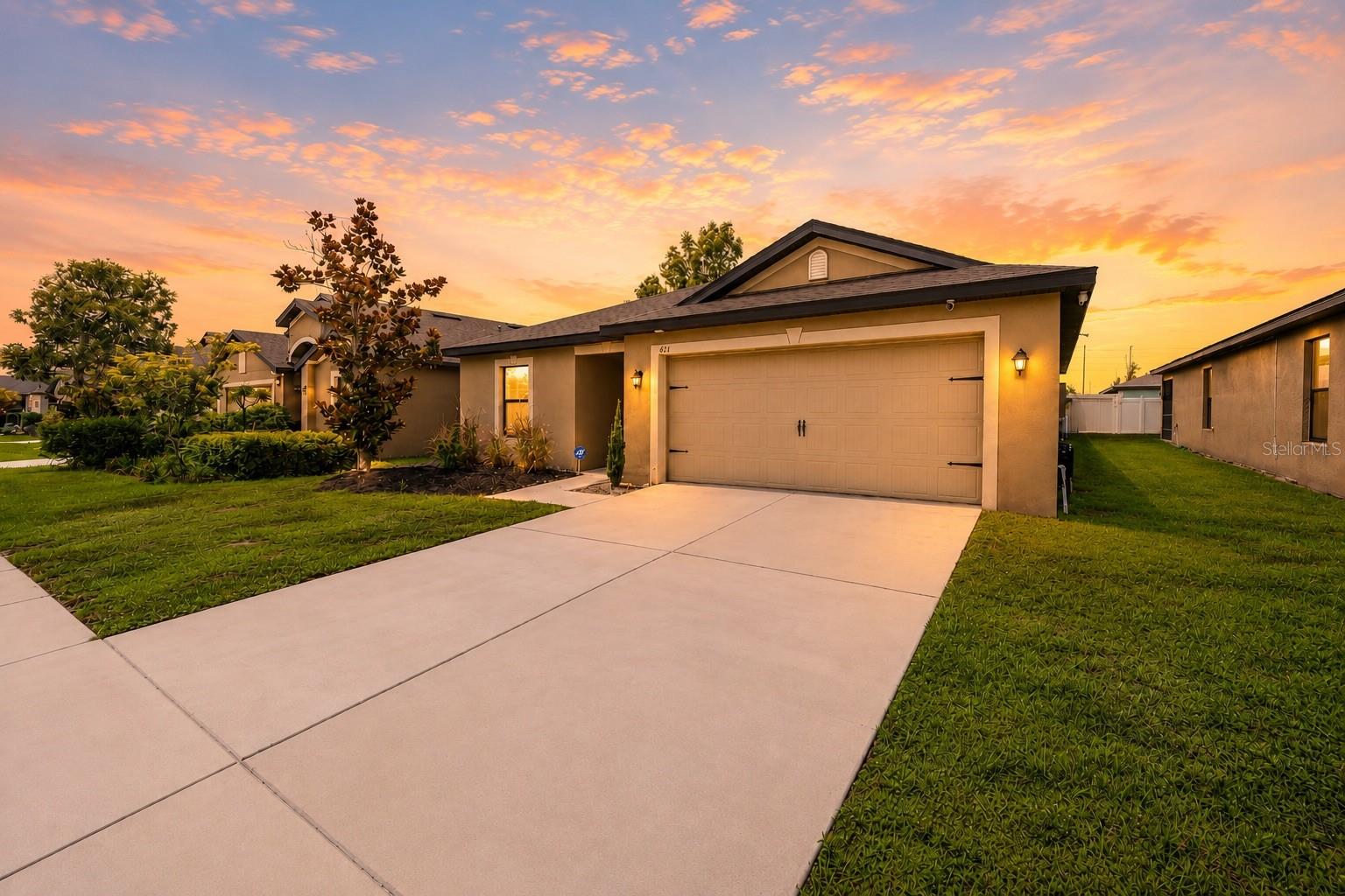621 Chatham Walk Dr, Ruskin