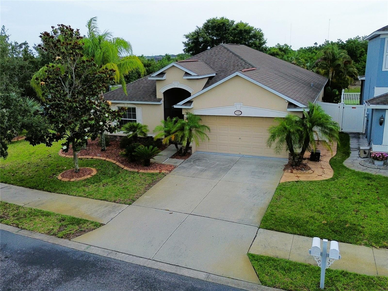 11404 Holmbridge Ln, Riverview