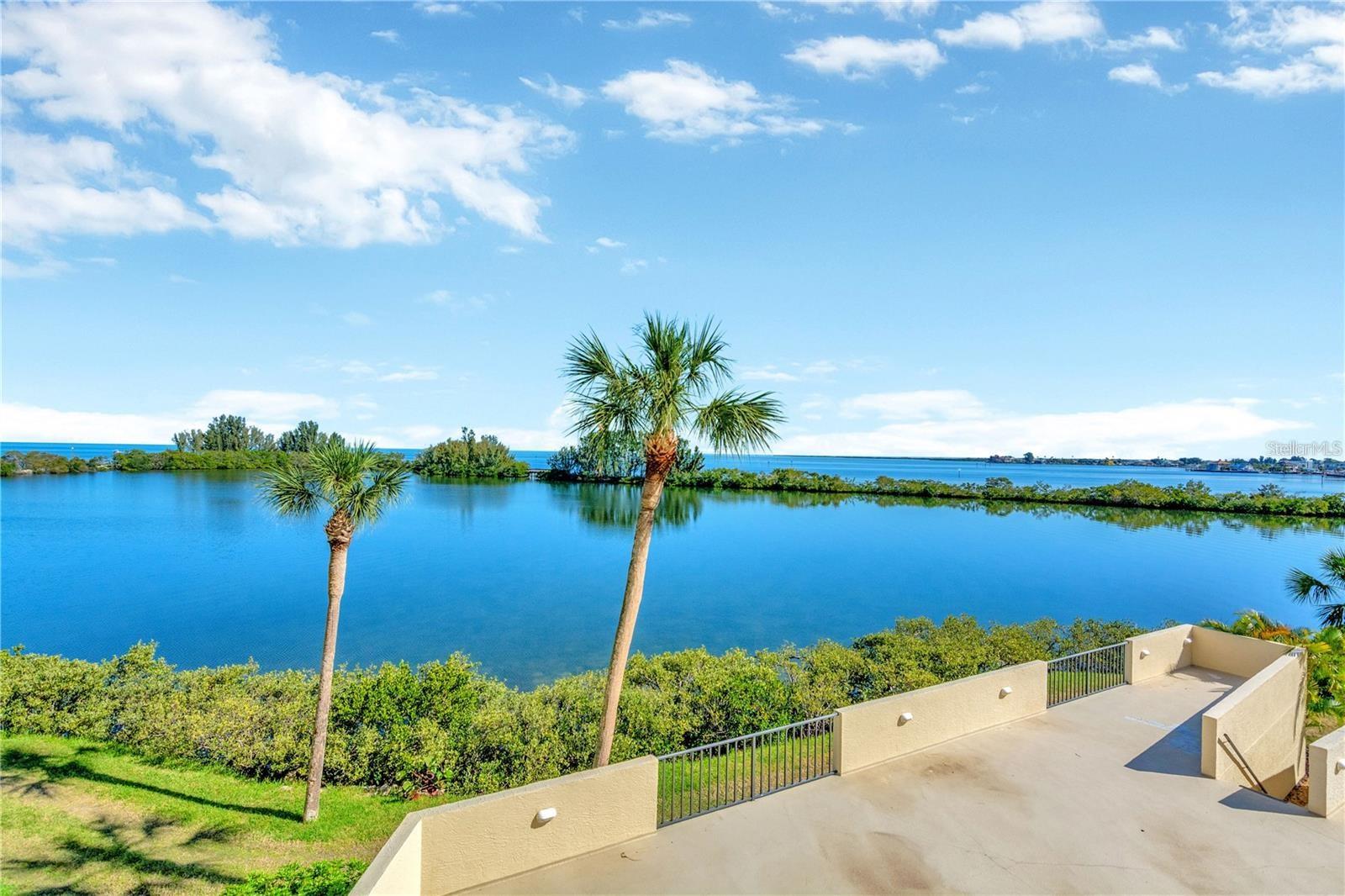 5915 Sea Ranch Dr #503, Hudson