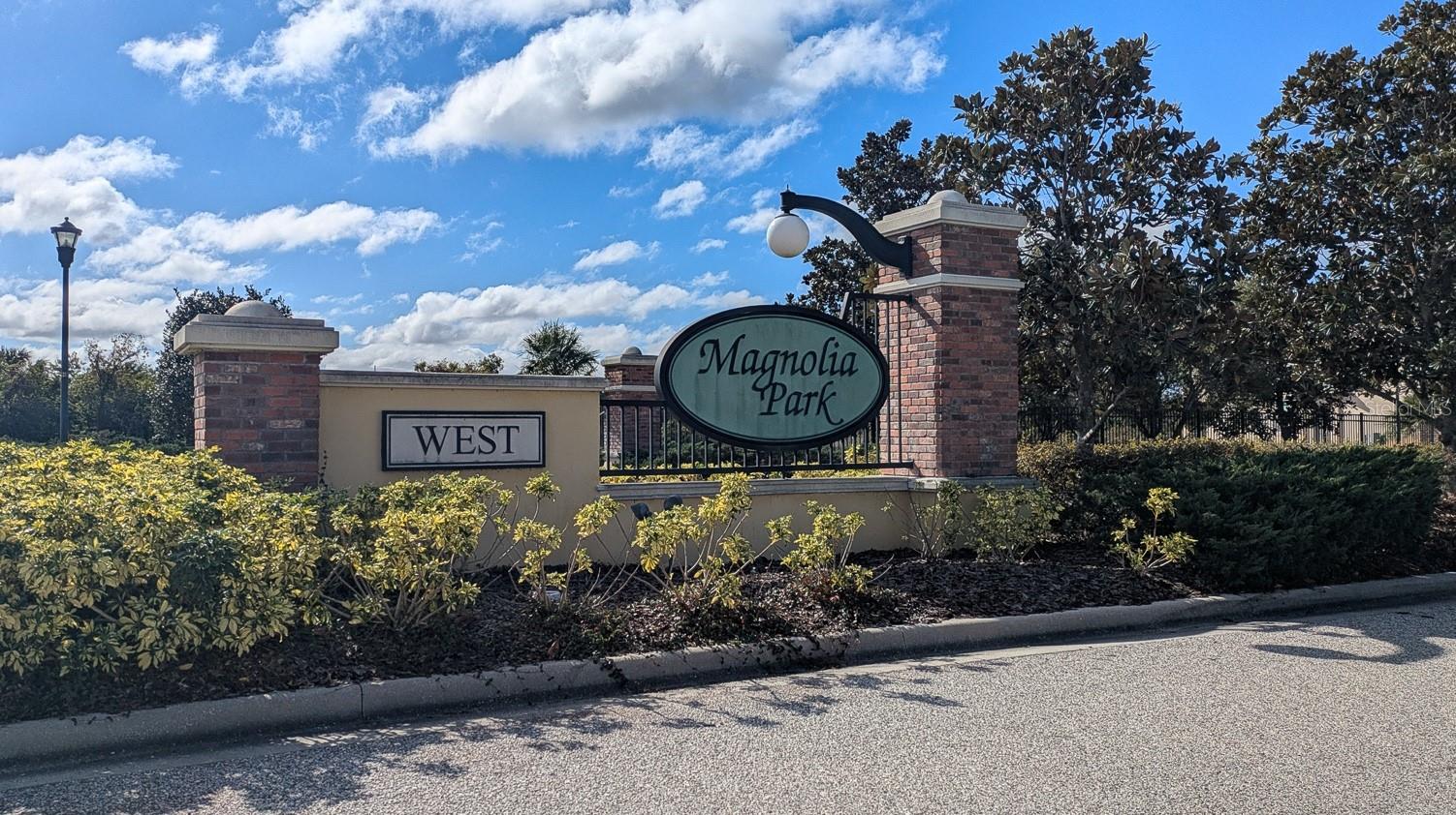 4770 White Sanderling Ct, Tampa