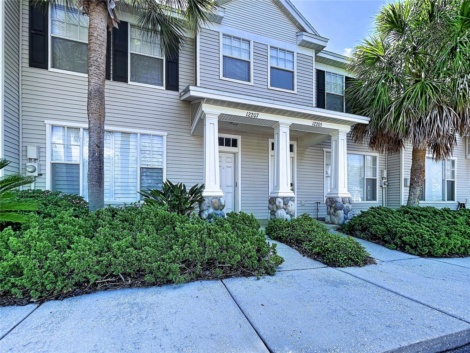 12207 Country White Cir, Tampa