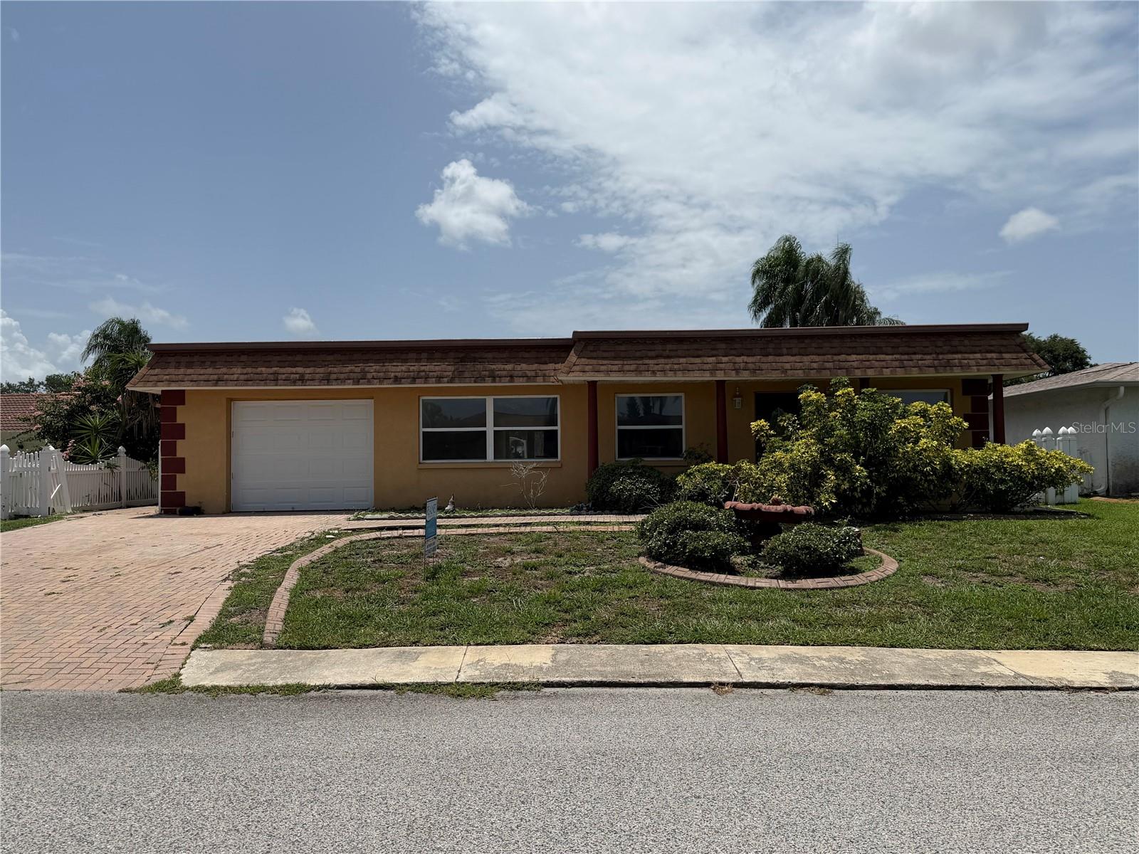4138 Star Island Dr, Holiday