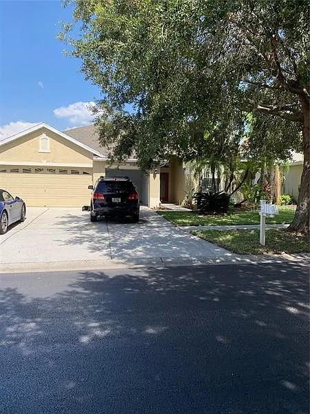 1427 Emerald Hill Way, Valrico
