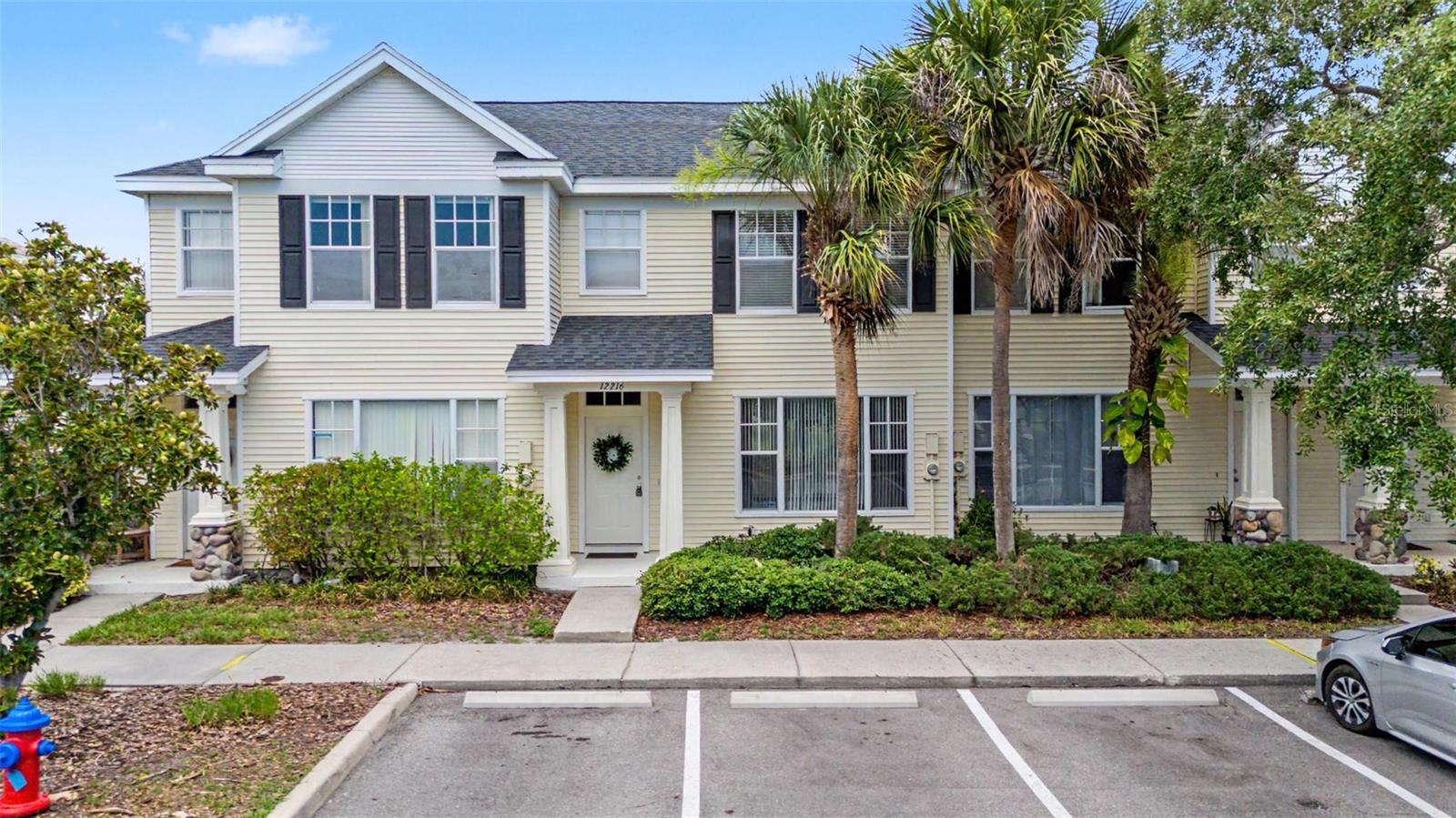 12216 Country White Cir, Tampa