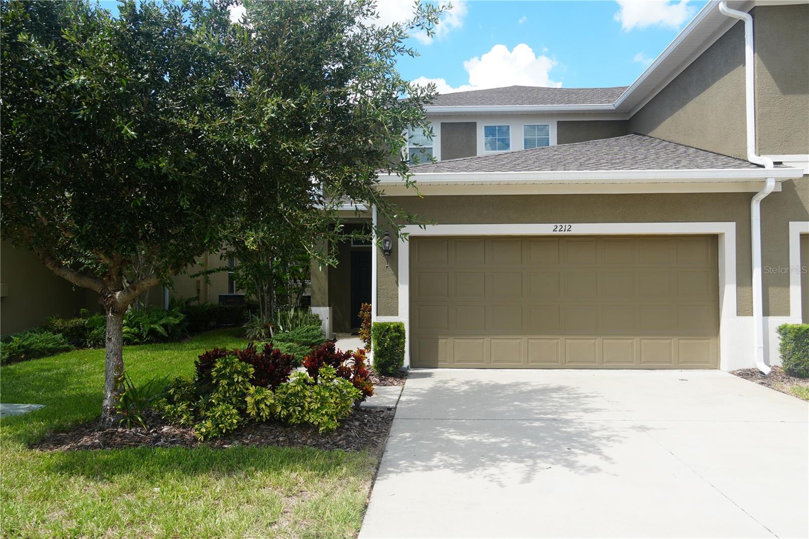 2212 Lennox Dale Ln, Brandon