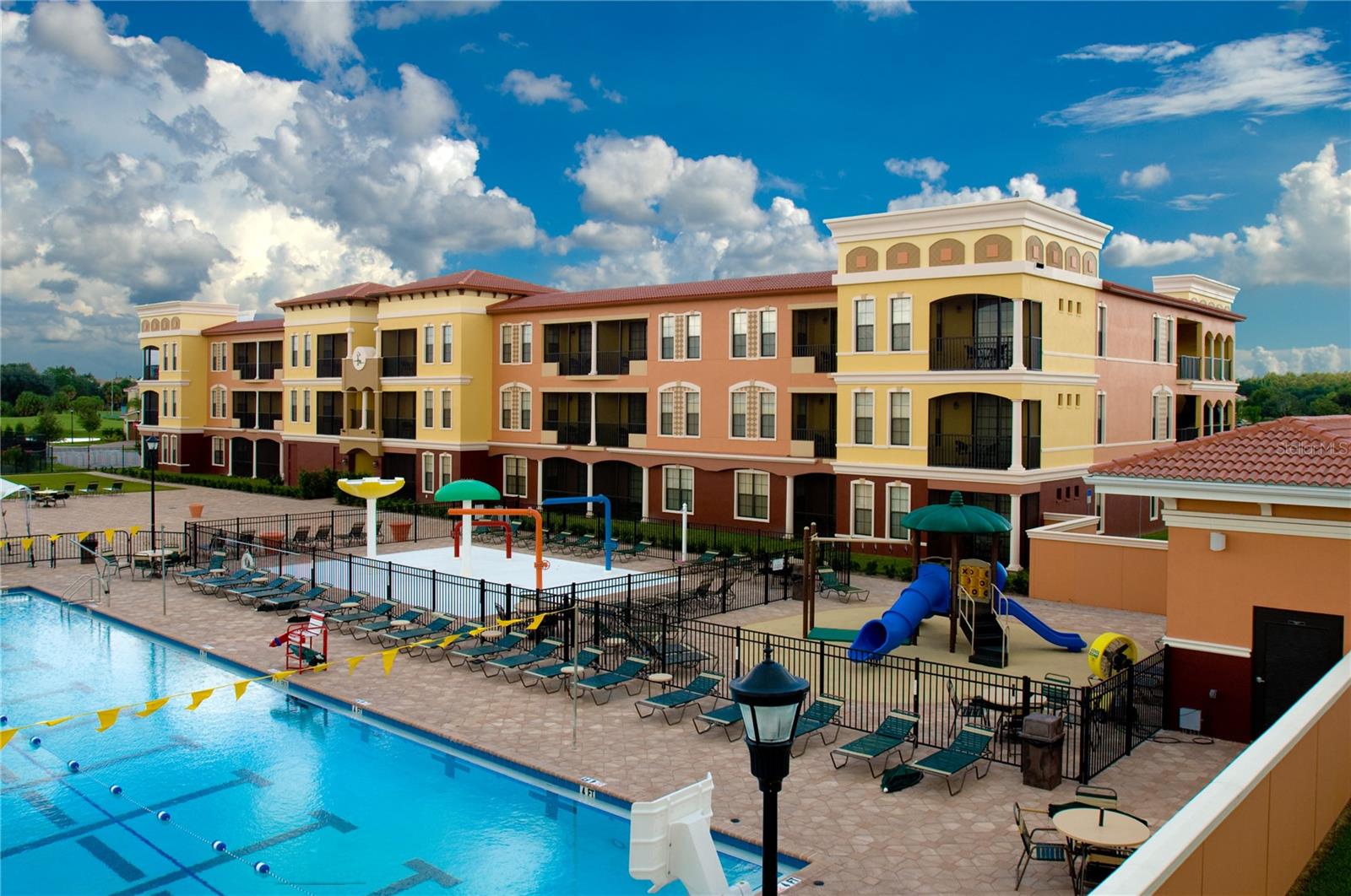 13941 Clubhouse Dr Dr #204, Tampa
