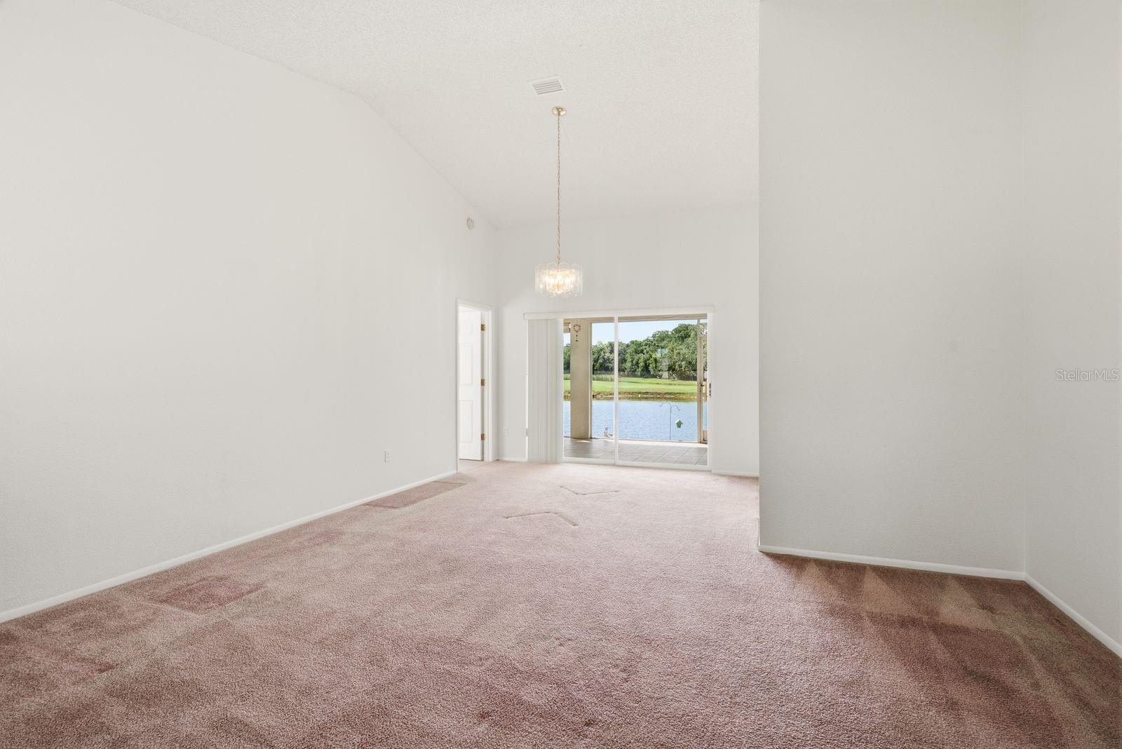 6639 SUN POINT CT
