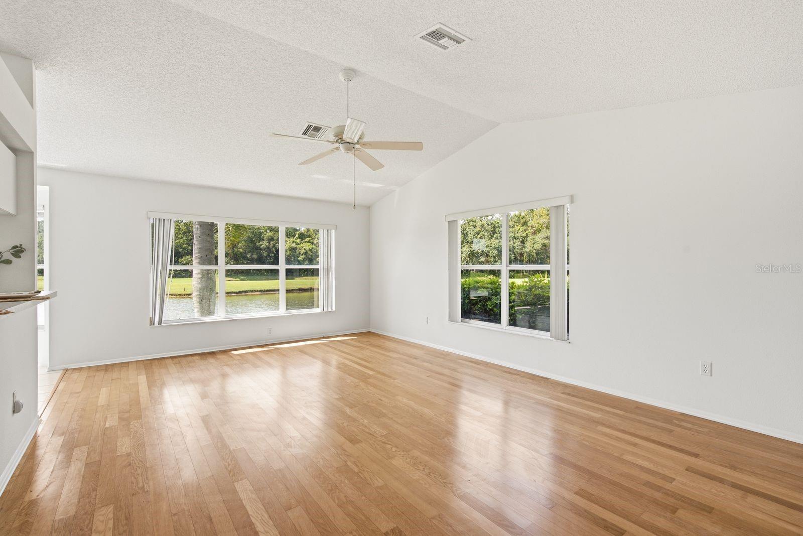 6639 SUN POINT CT