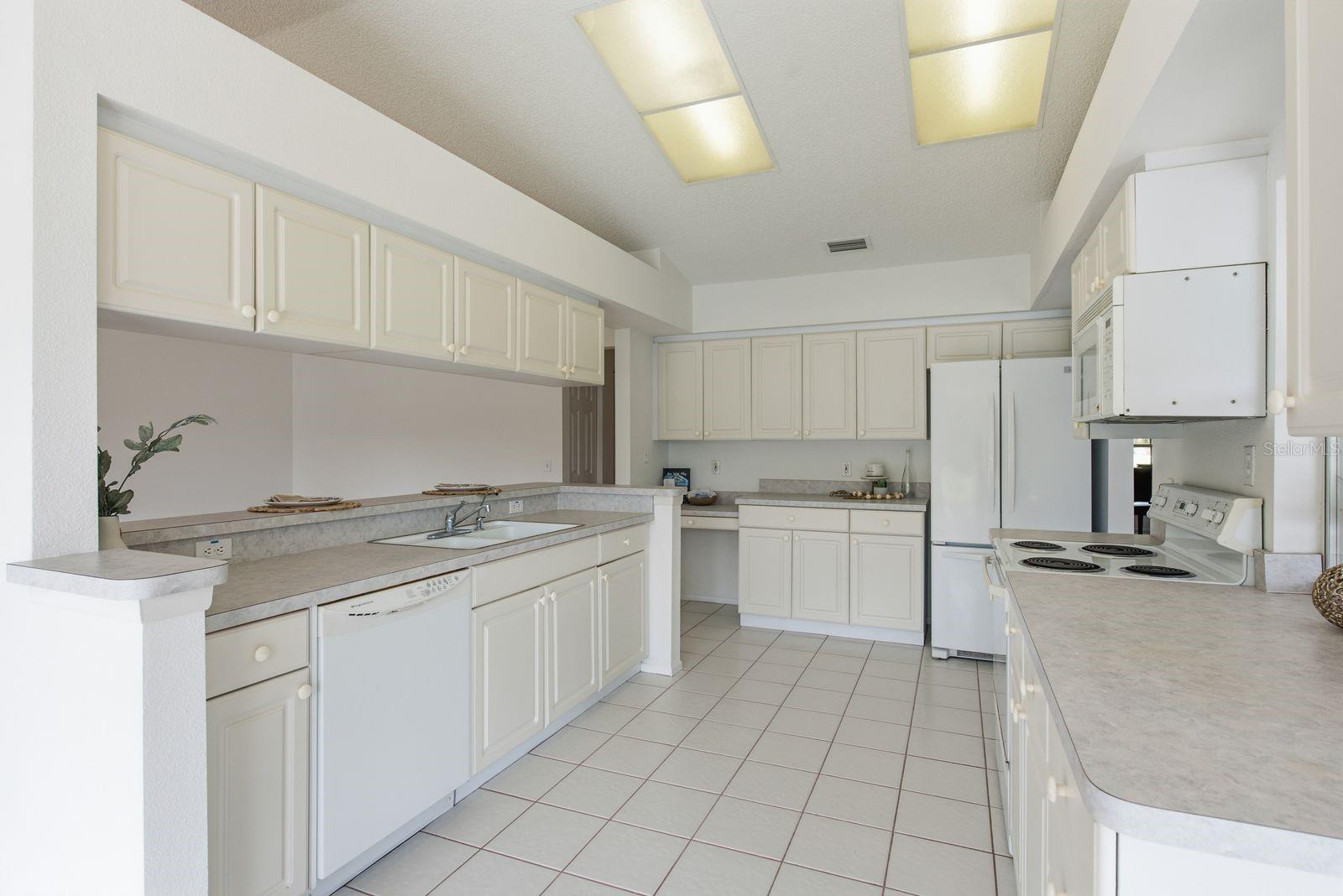 6639 SUN POINT CT