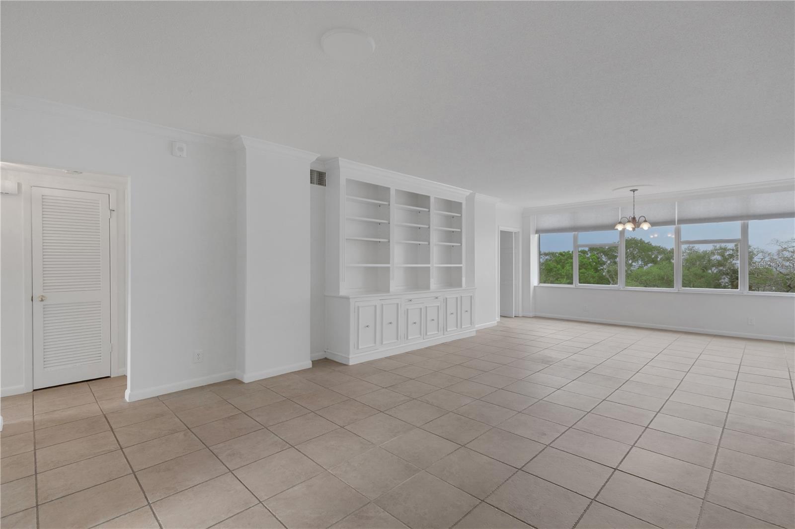 2403 S ARDSON PL #402B