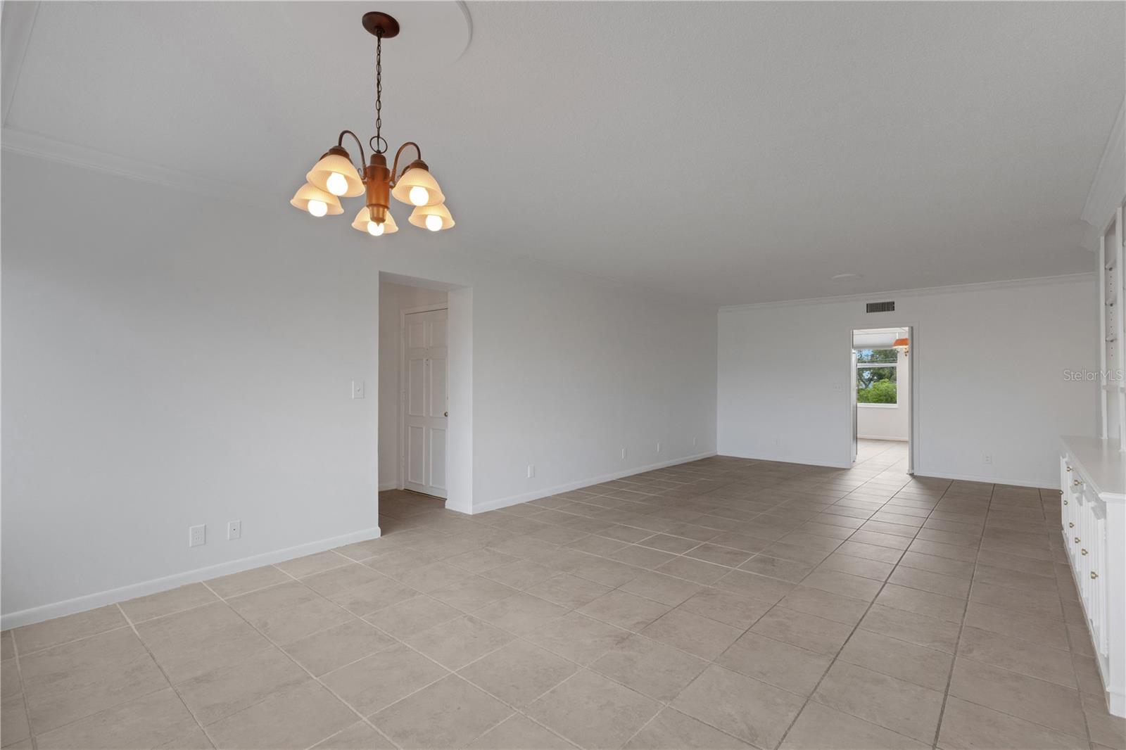 2403 S ARDSON PL #402B
