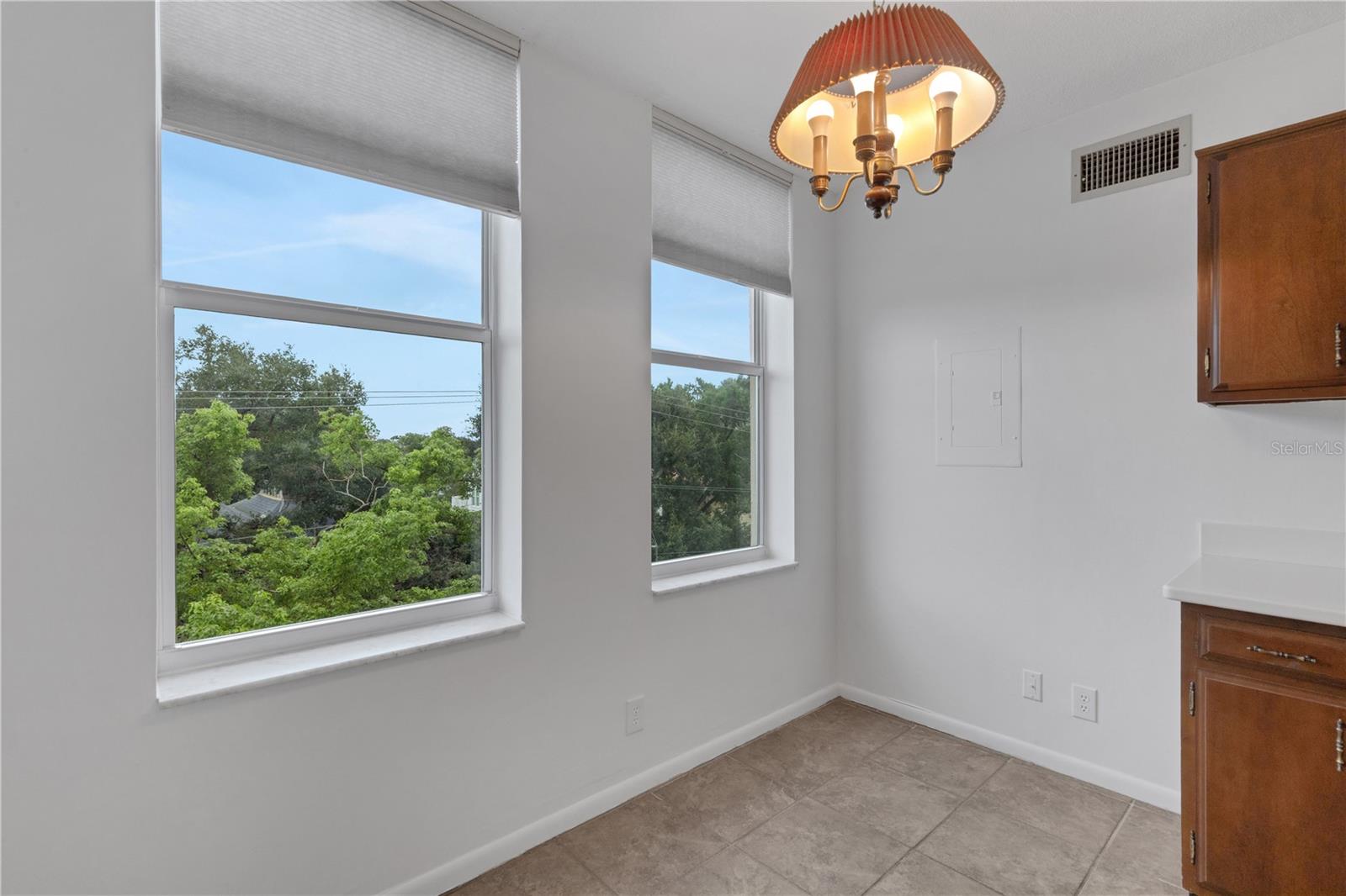2403 S ARDSON PL #402B