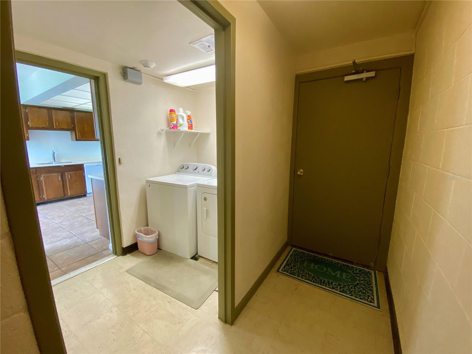 2403 S ARDSON PL #402B