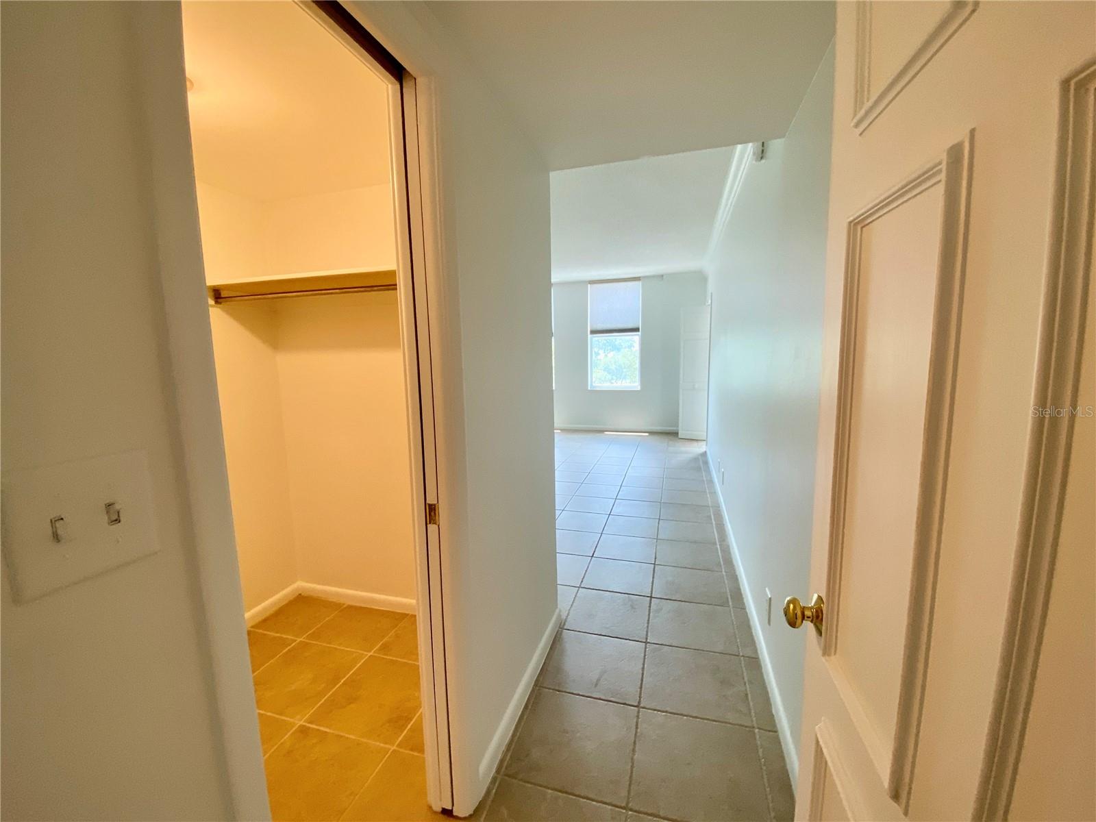 2403 S ARDSON PL #402B