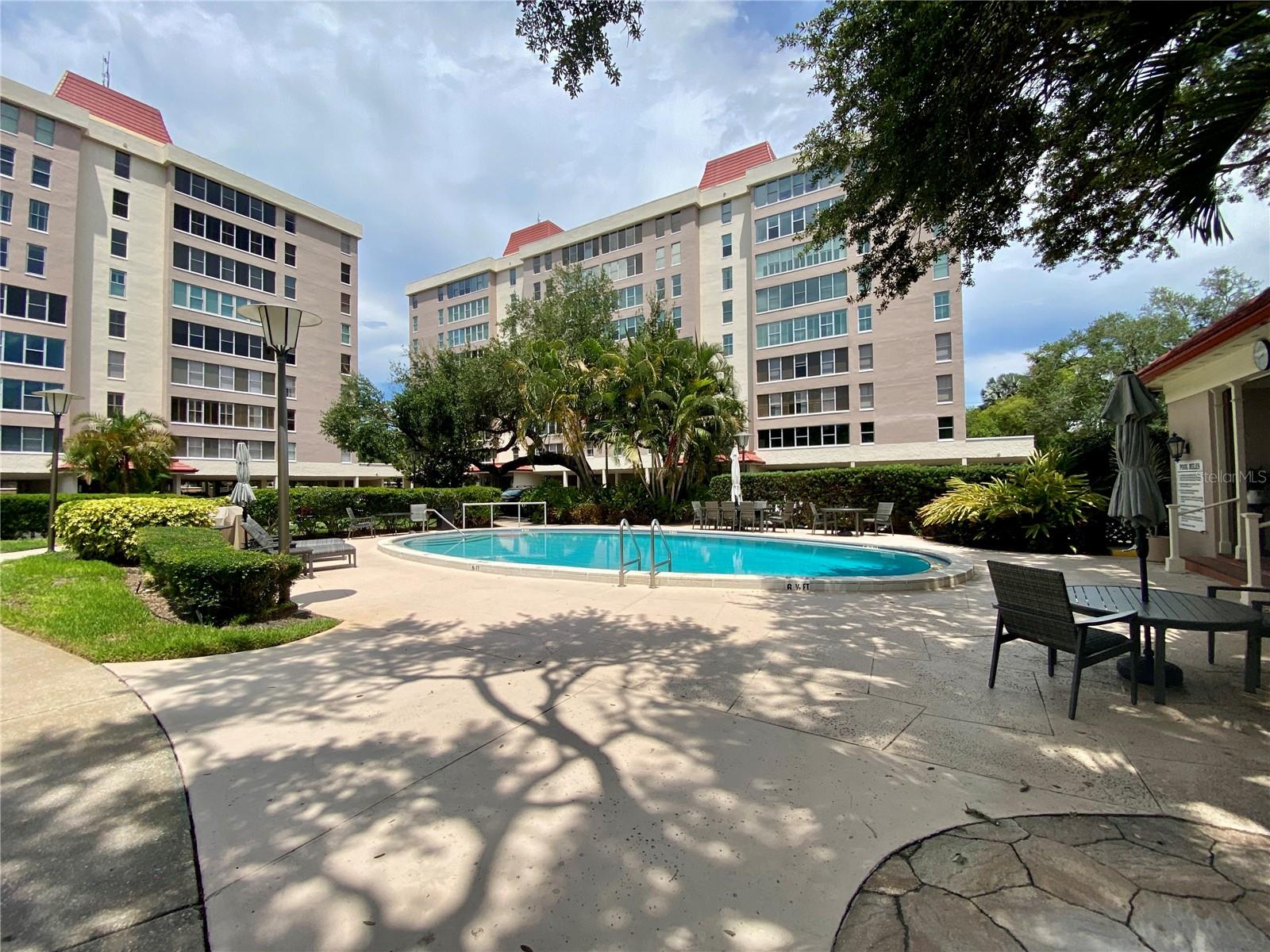 2403 S ARDSON PL #402B