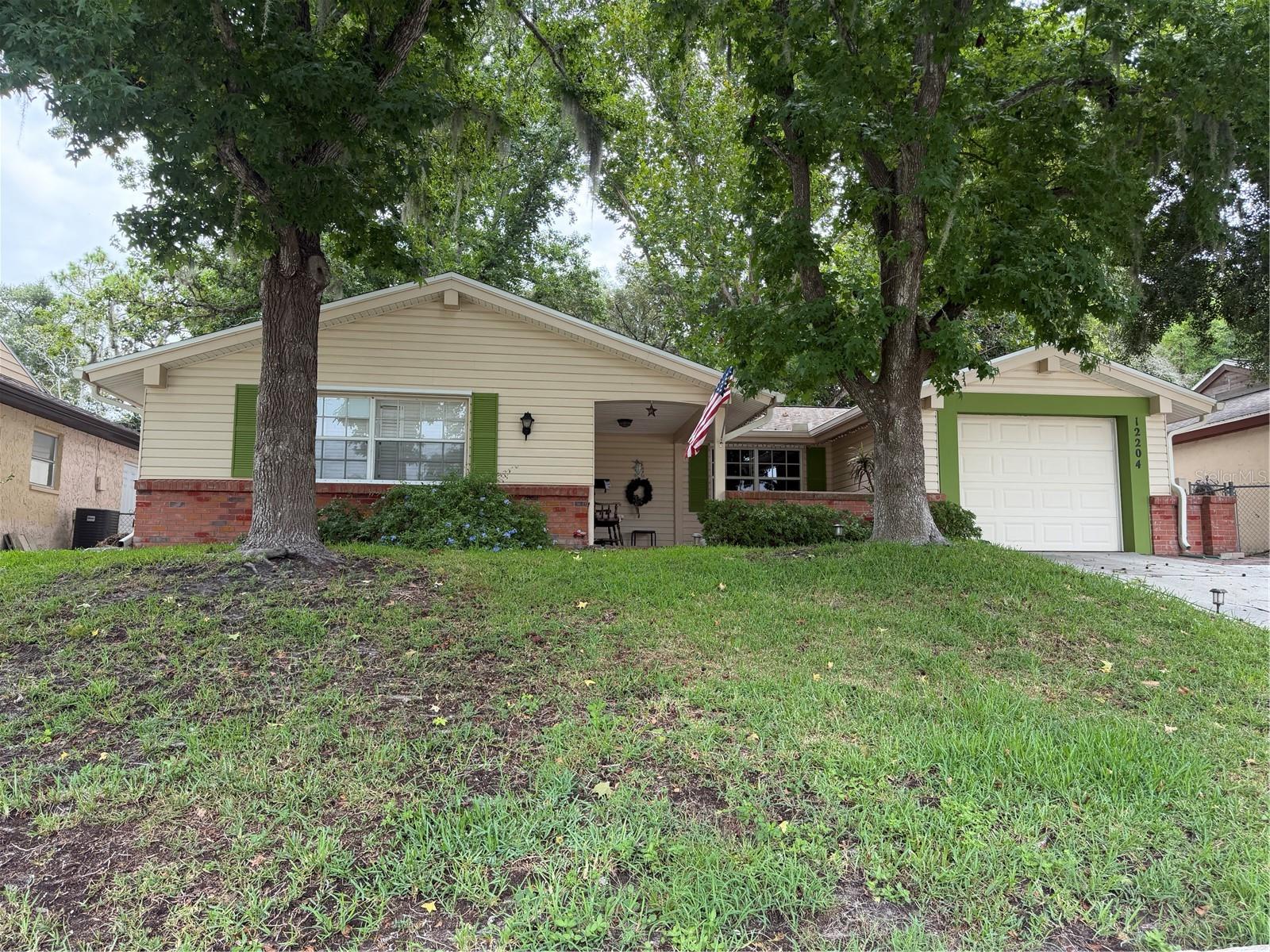 12204 Bear Creek Ln, Hudson