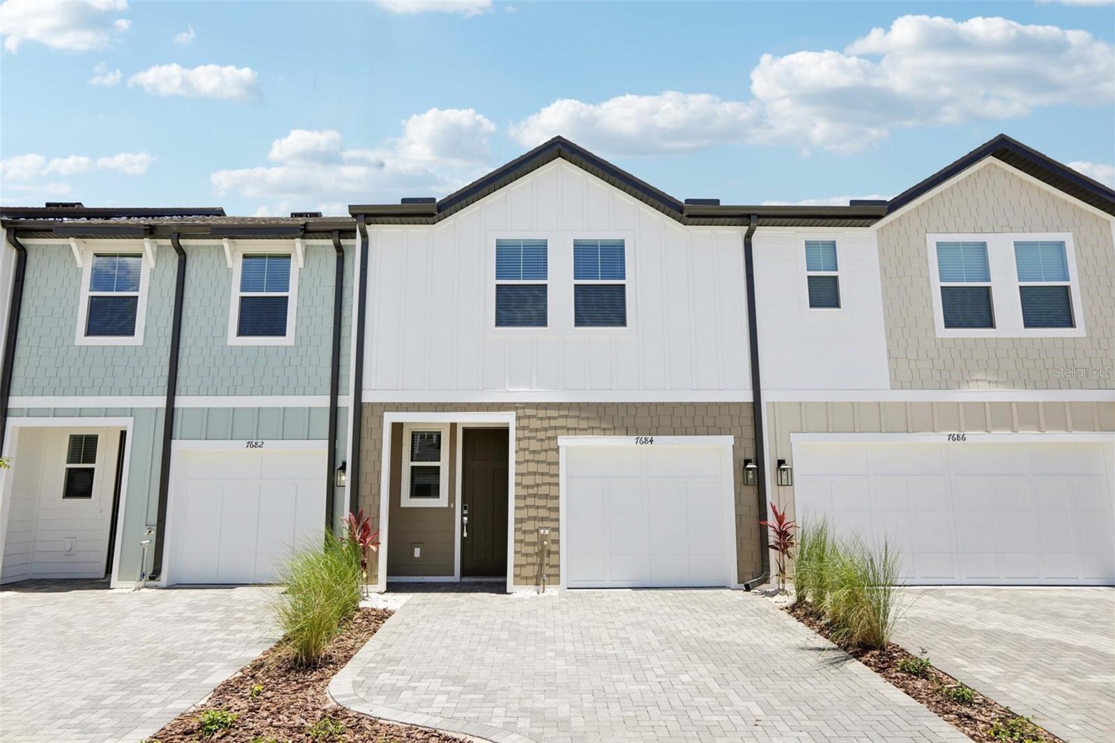 7558 Deer Valley Circle, Tampa