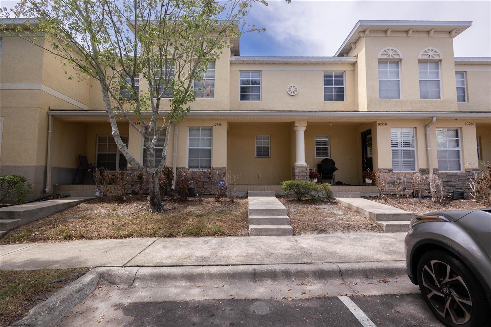 10956 Brickside Ct, Riverview