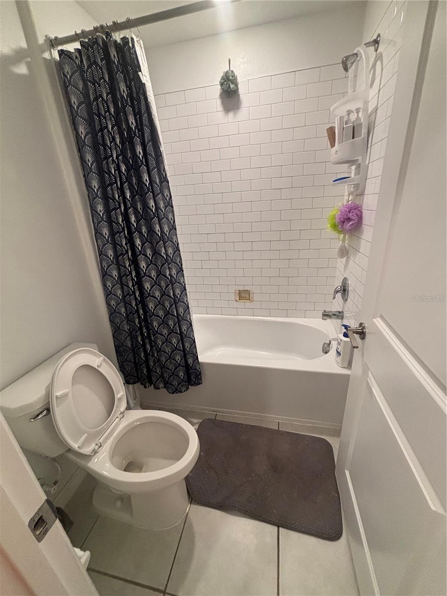 6417 TEN ACRE CT