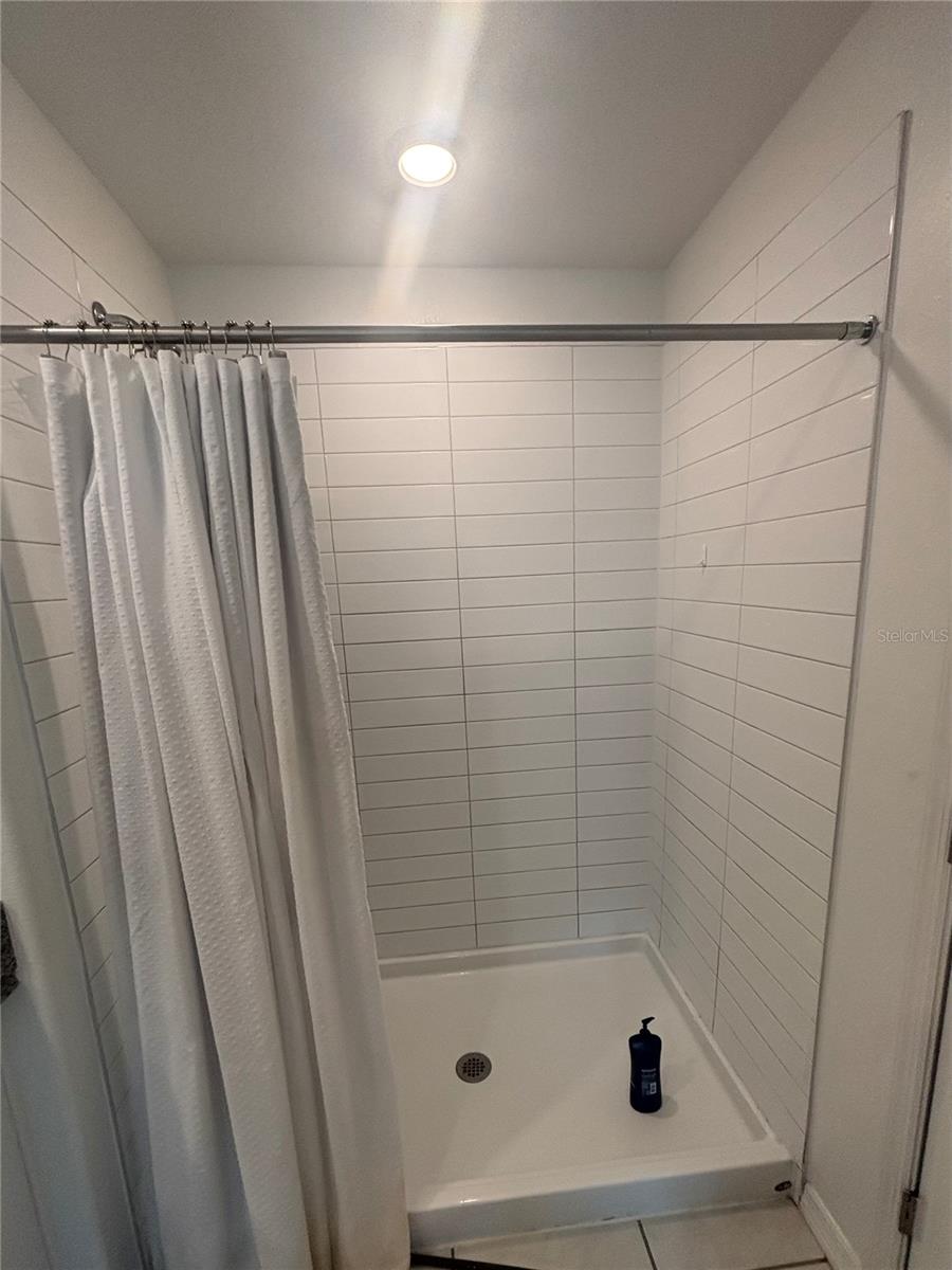 6417 TEN ACRE CT
