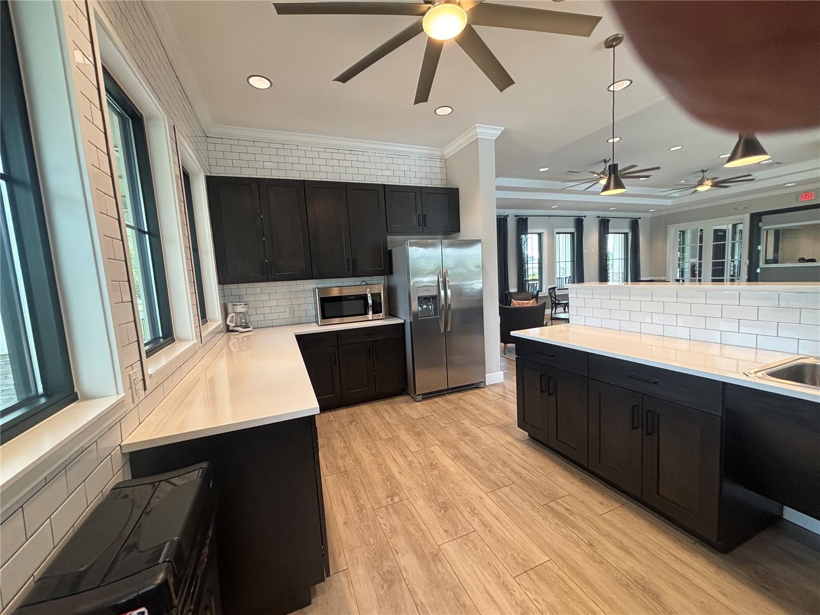 6417 TEN ACRE CT