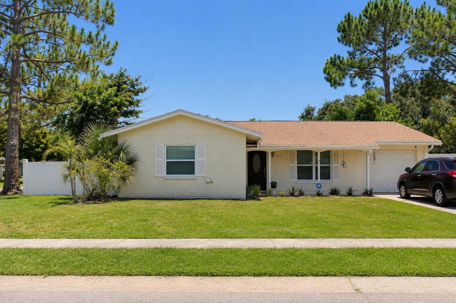 8002 Woodvine Pl, Tampa
