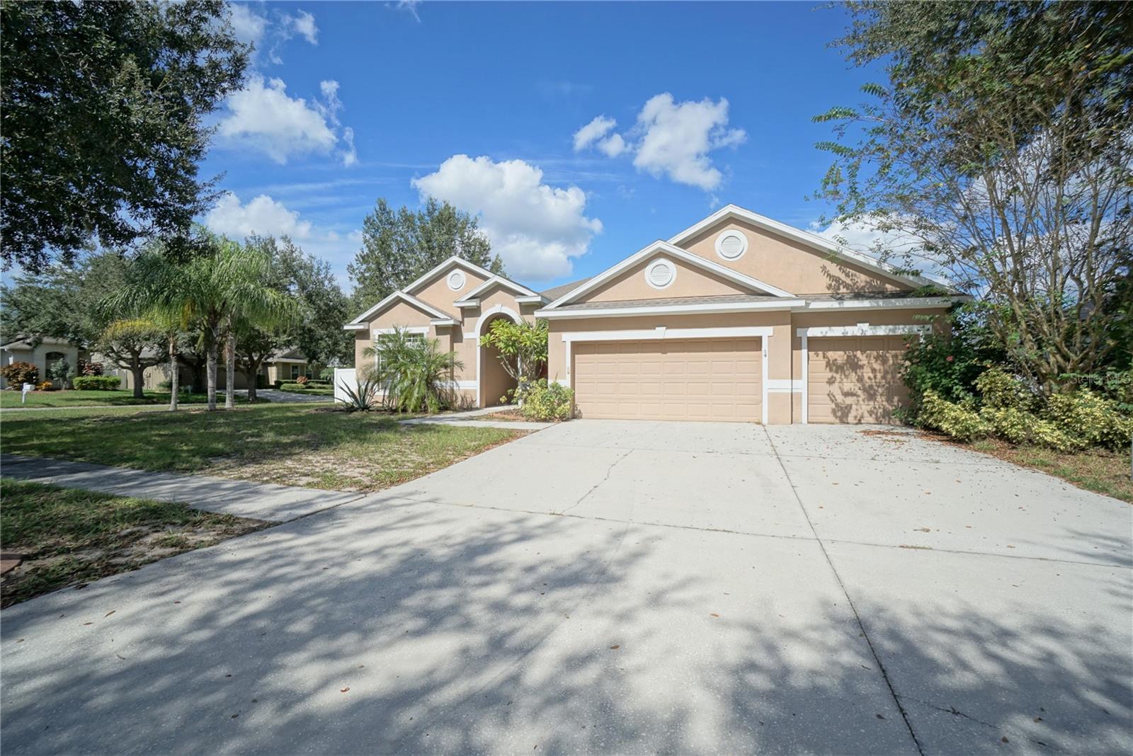 12402 Windmill Cove Dr, Riverview