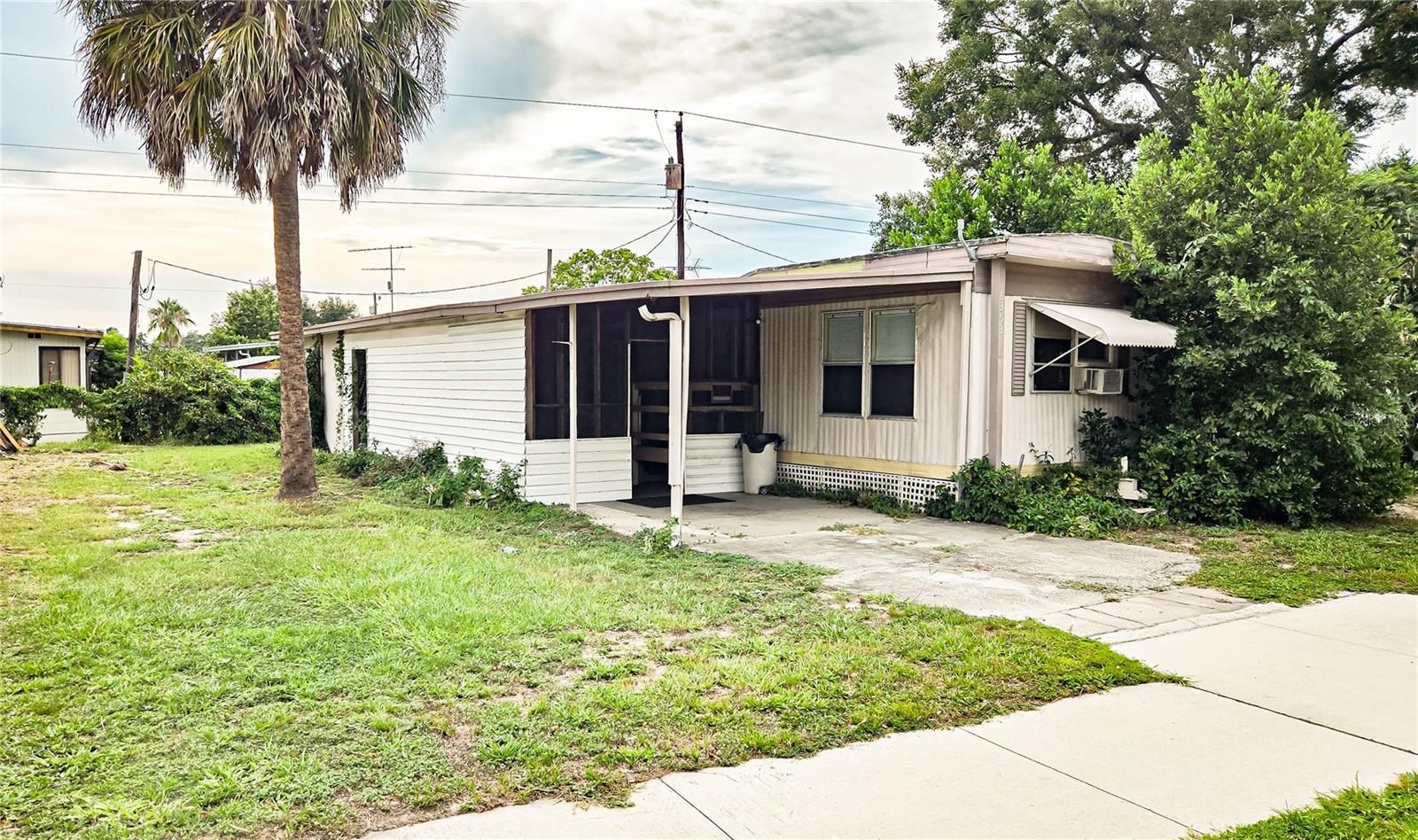 6353 20th St, Zephyrhills