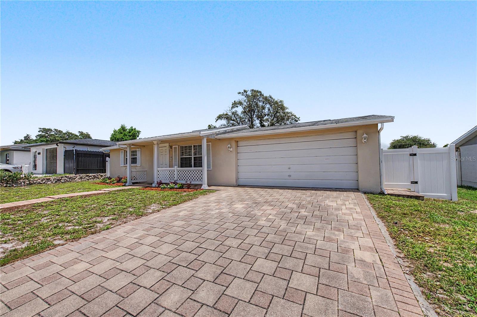 9830 Rainbow Ln, Port Richey