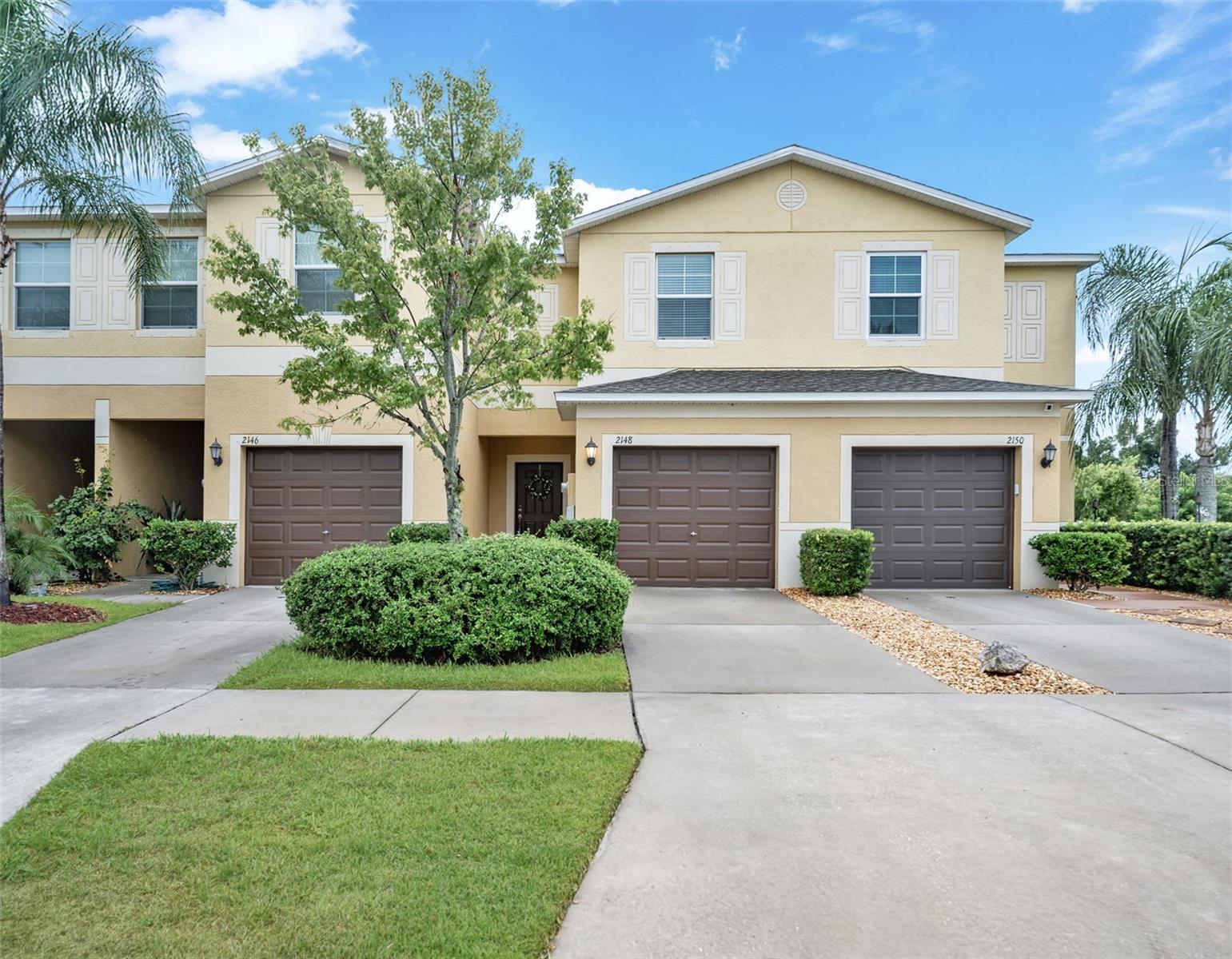 2148 Golden Falcon Dr, Ruskin