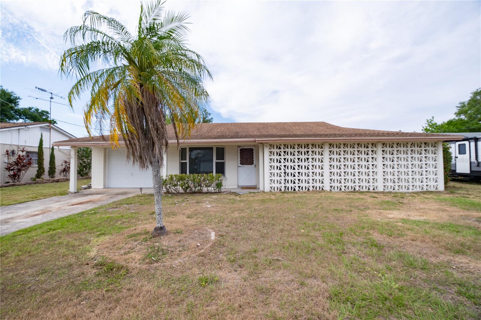 8413 Millwood Dr, Tampa