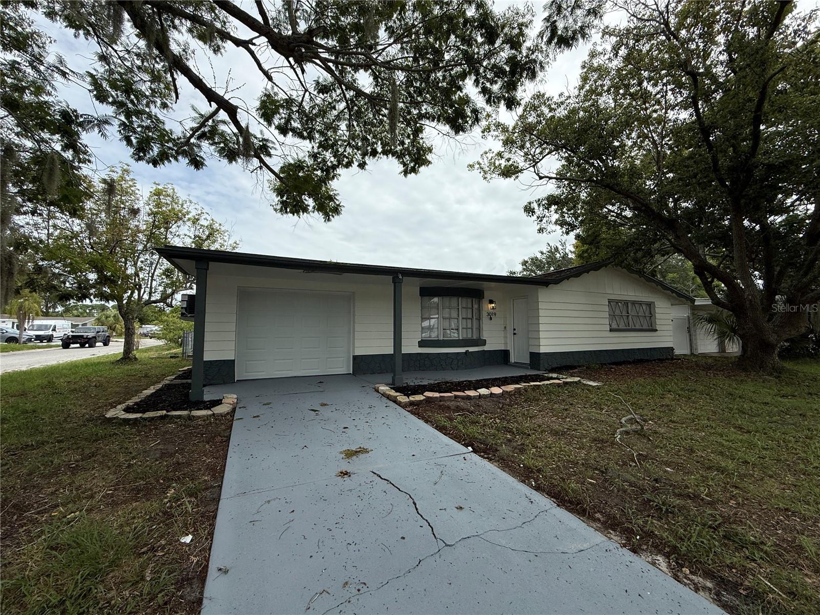 3019 Lloyd Dr, Holiday