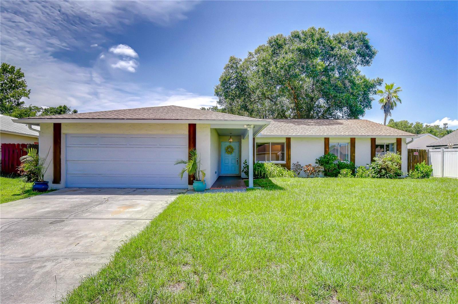 14012 Cascade Ln, Tampa