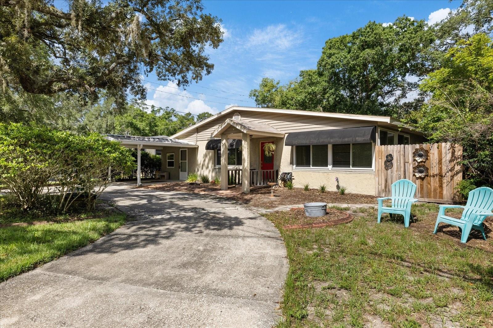 12510 Noreast Lake Dr, Tampa