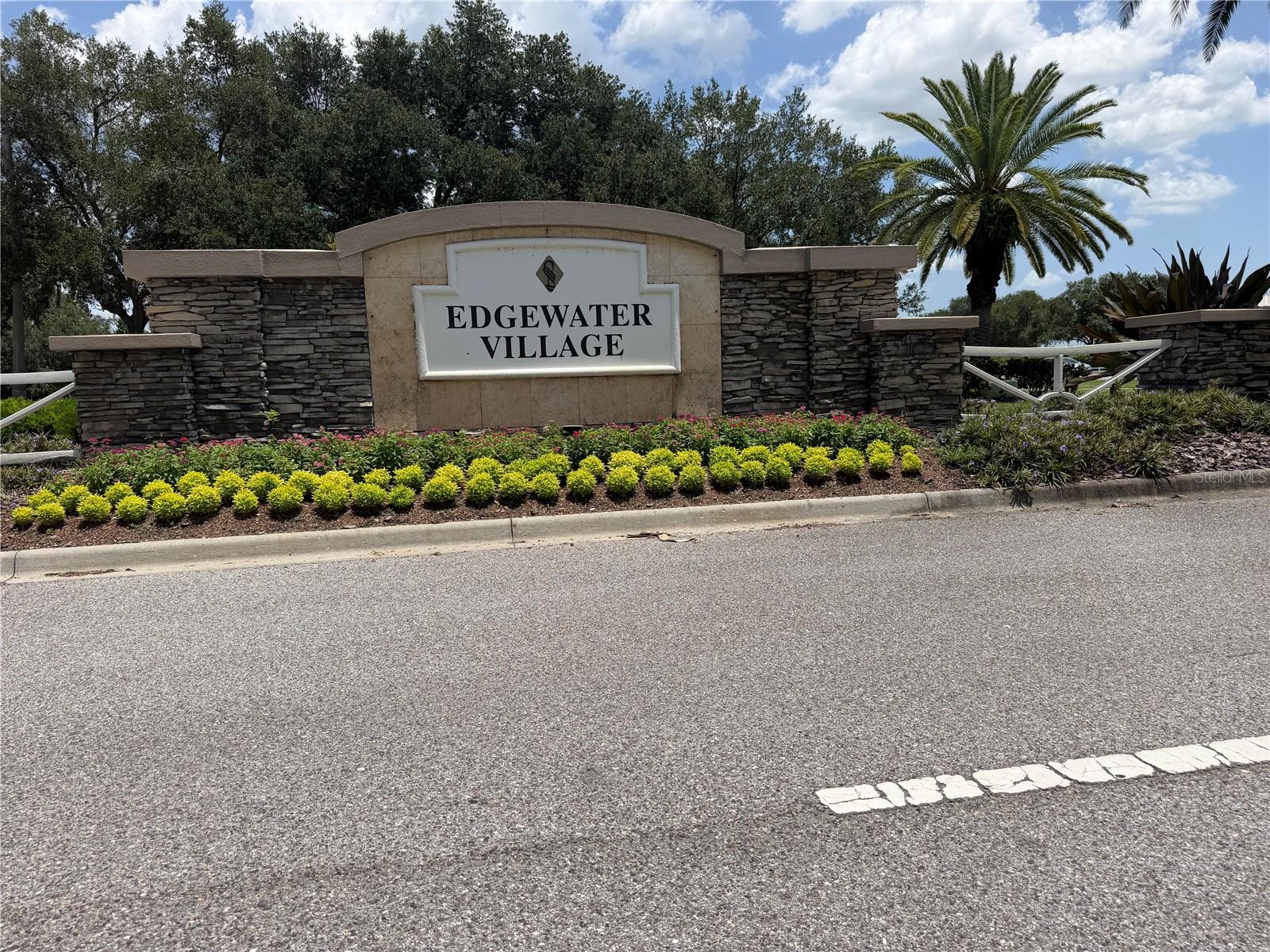 6506 Waters Edge Way, Bradenton