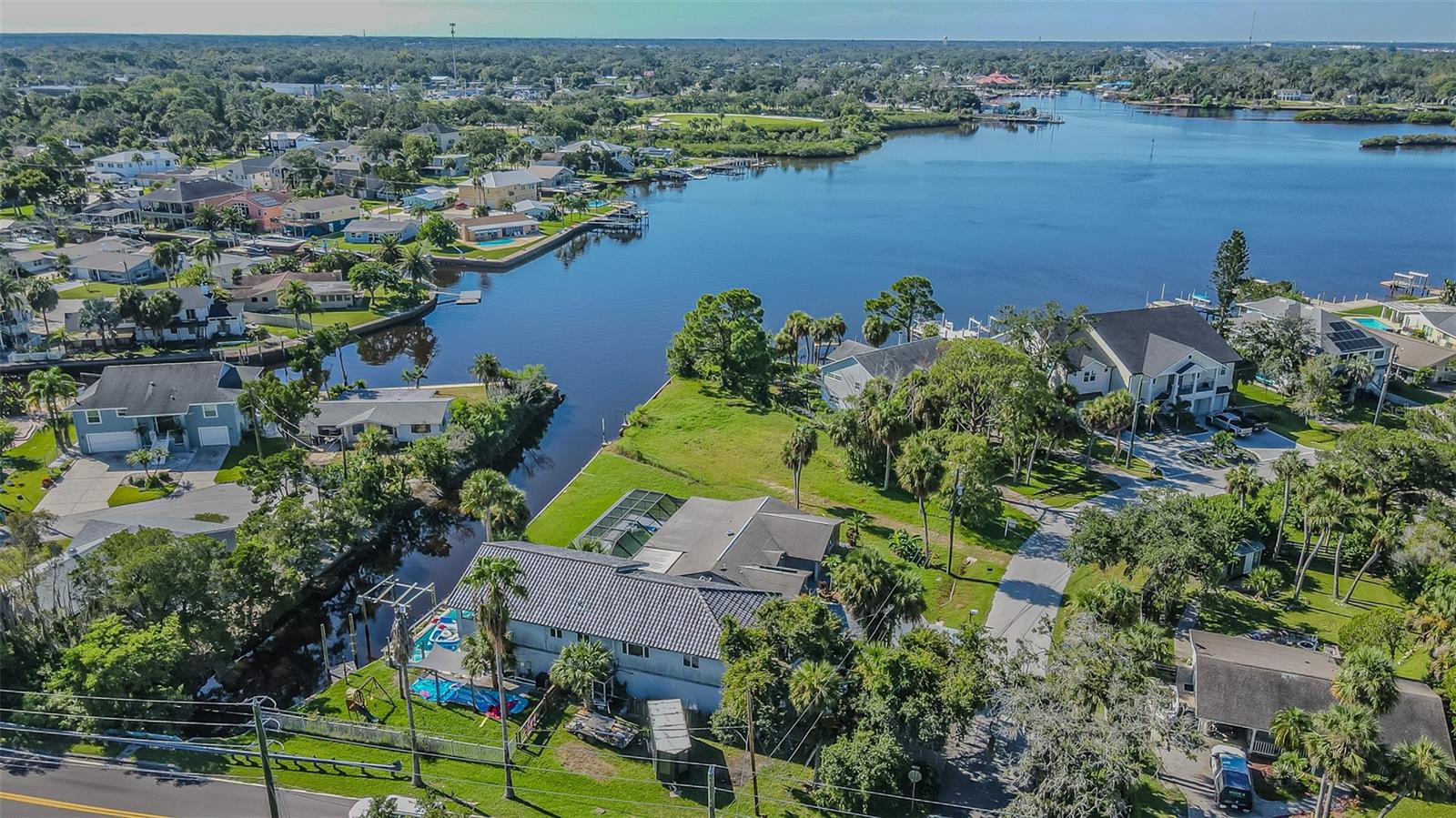 5254 MILLER BAYOU DR
