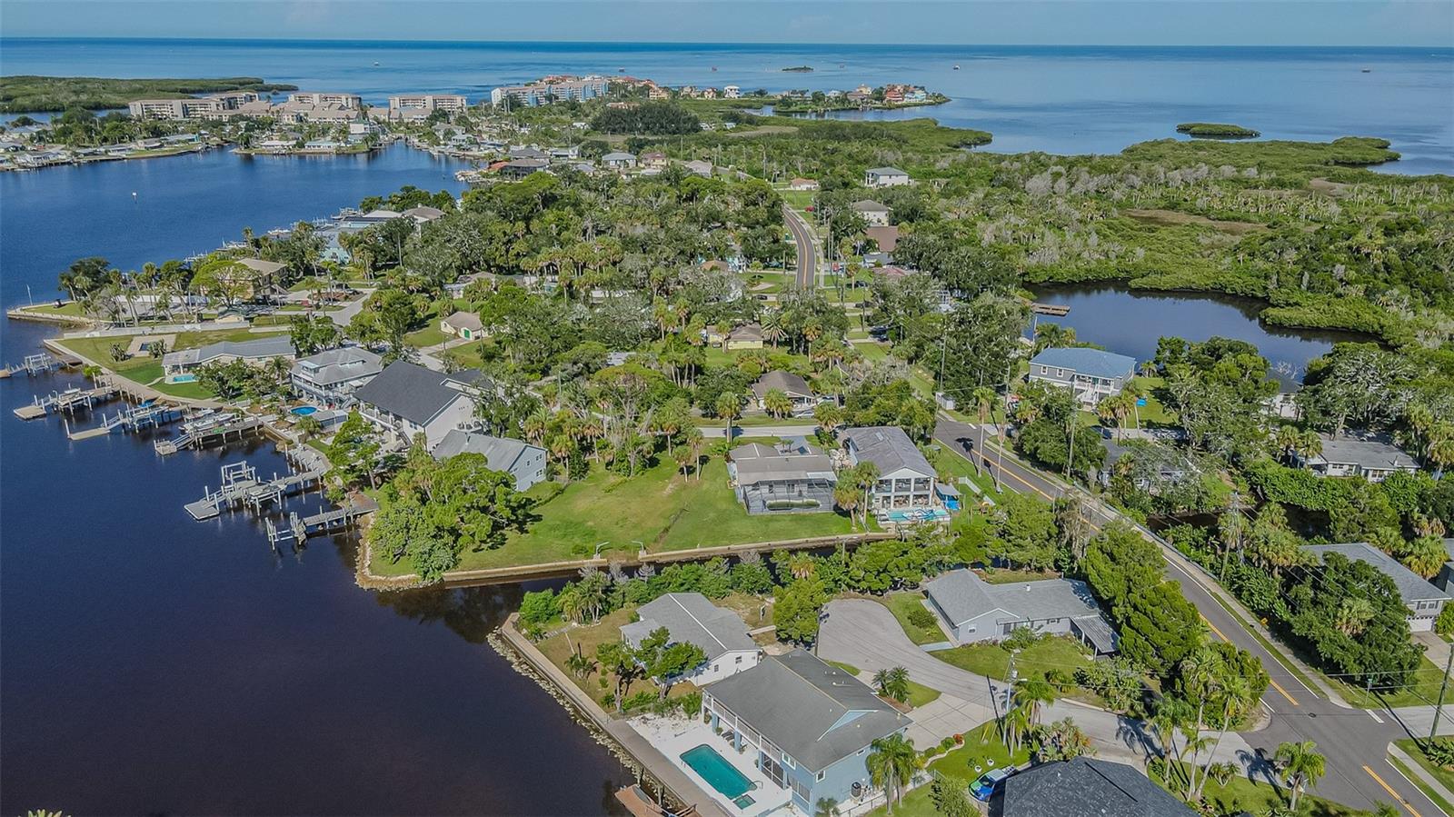 5254 MILLER BAYOU DR