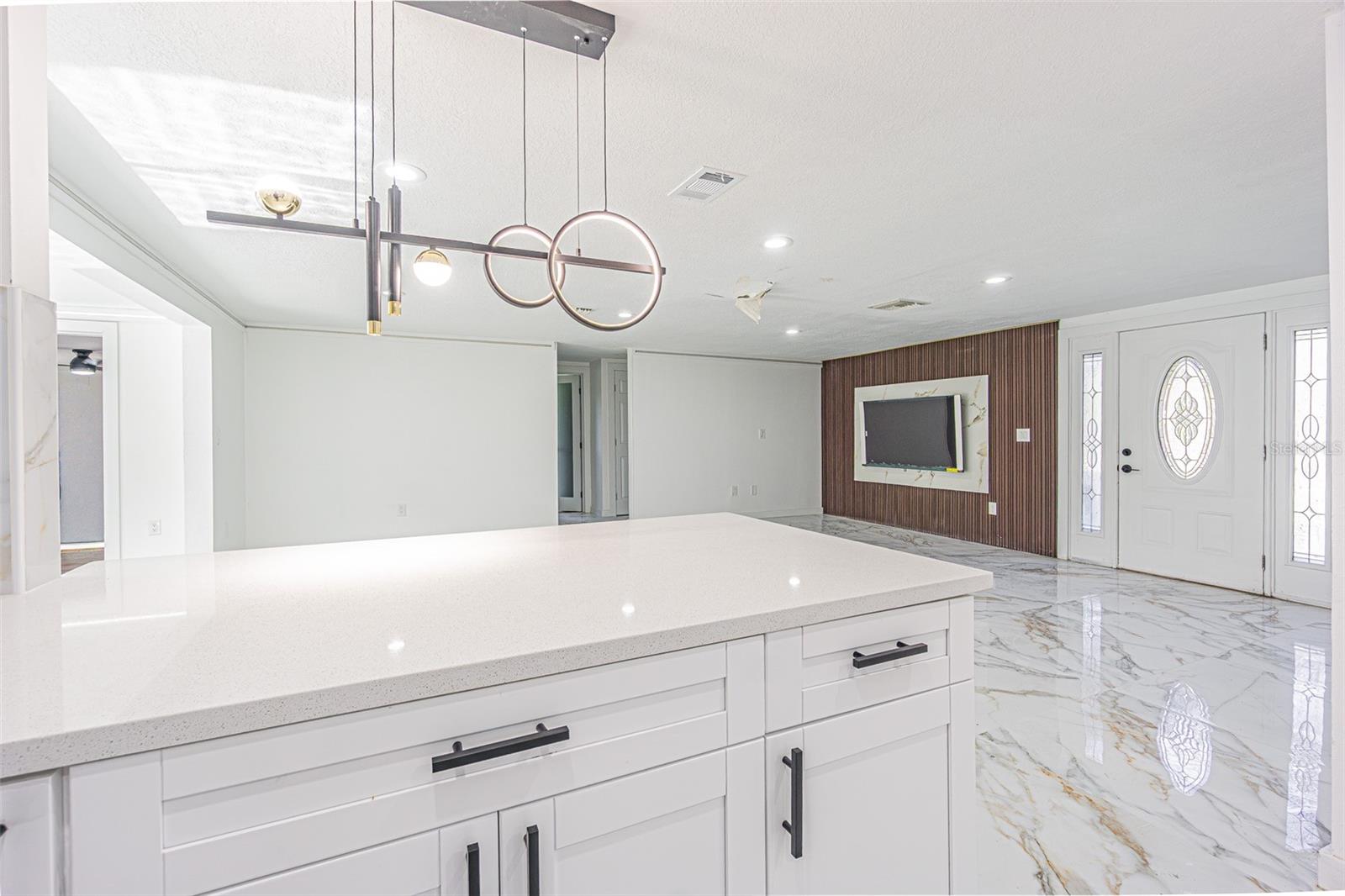 5254 MILLER BAYOU DR