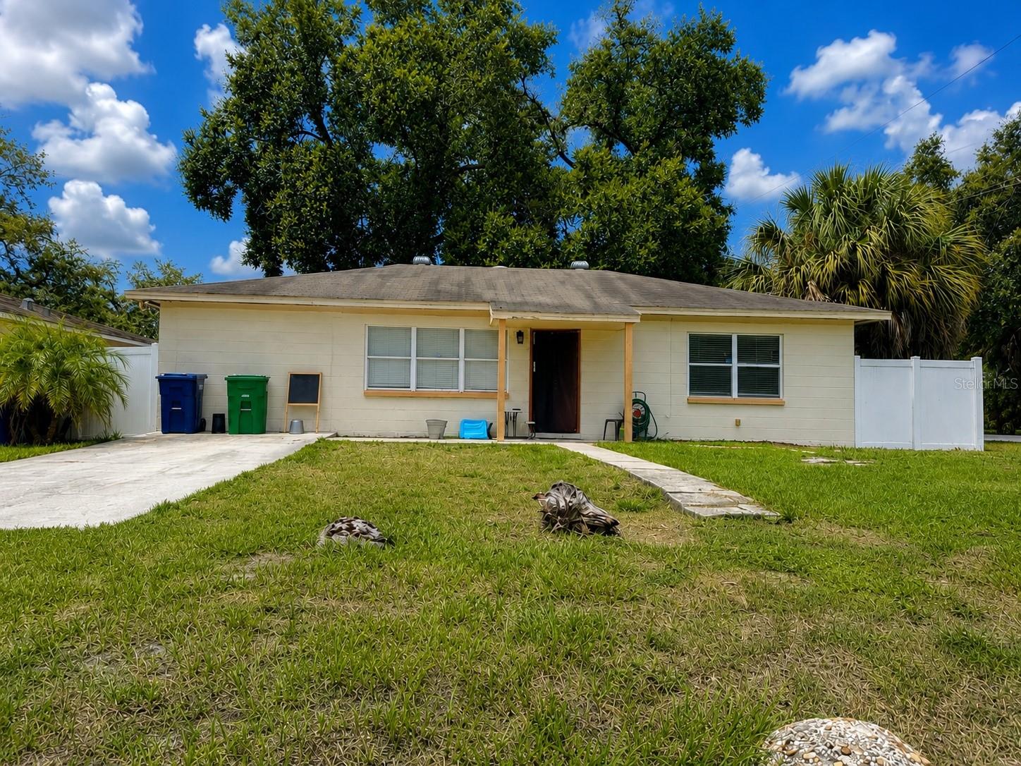 712 N Castle Ct, Tampa
