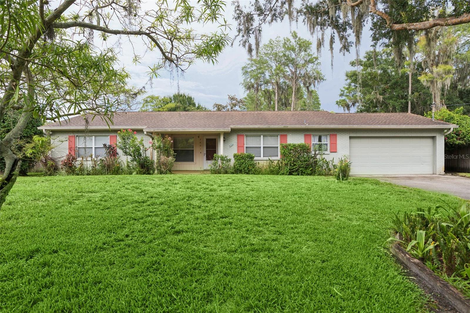 2801 Wilson Cir, Lutz