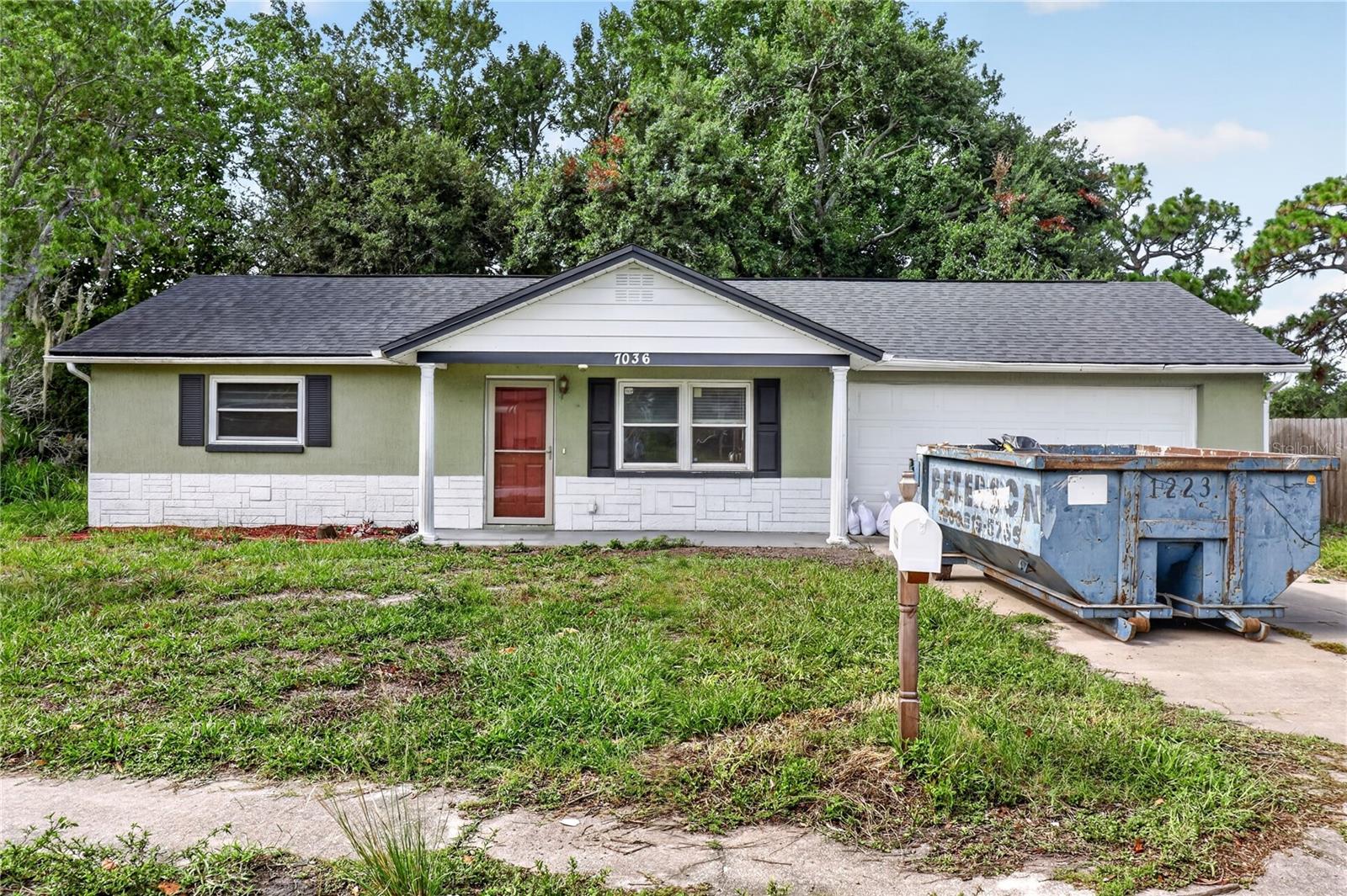 7036 Ashwood Dr, Port Richey