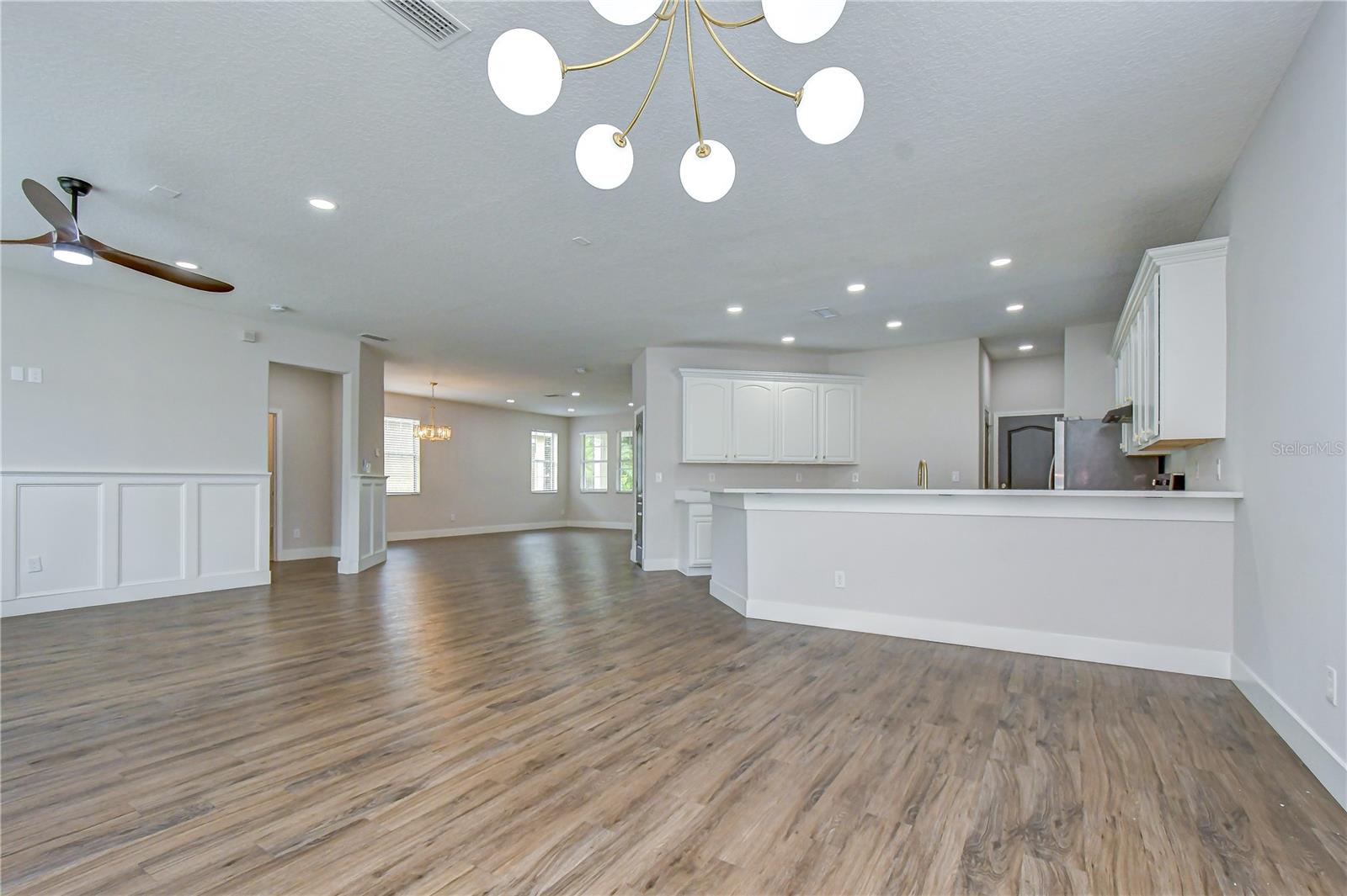 1712 ATLANTIC DR