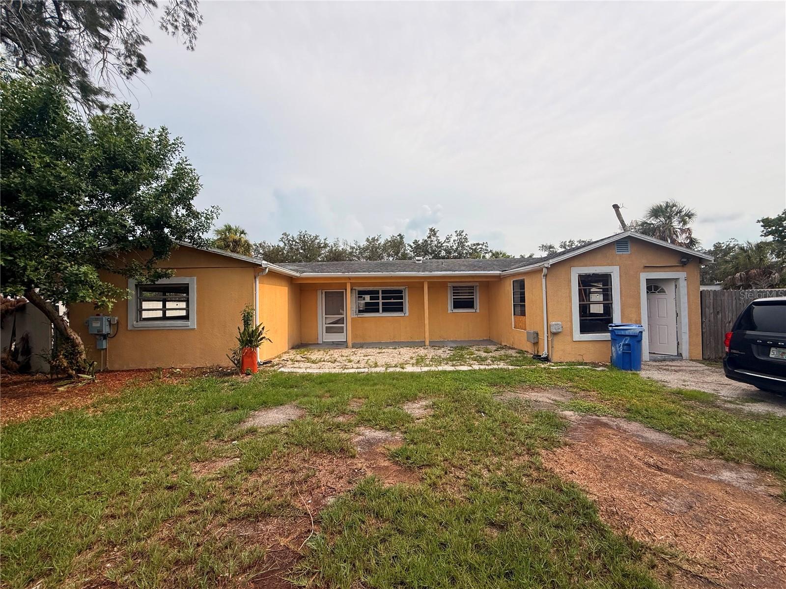 806 W Shell Point Rd, Ruskin