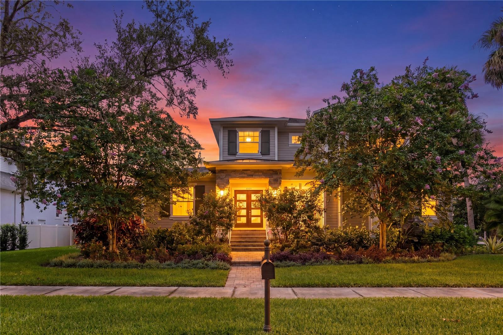 5016 W Evelyn Dr, Tampa
