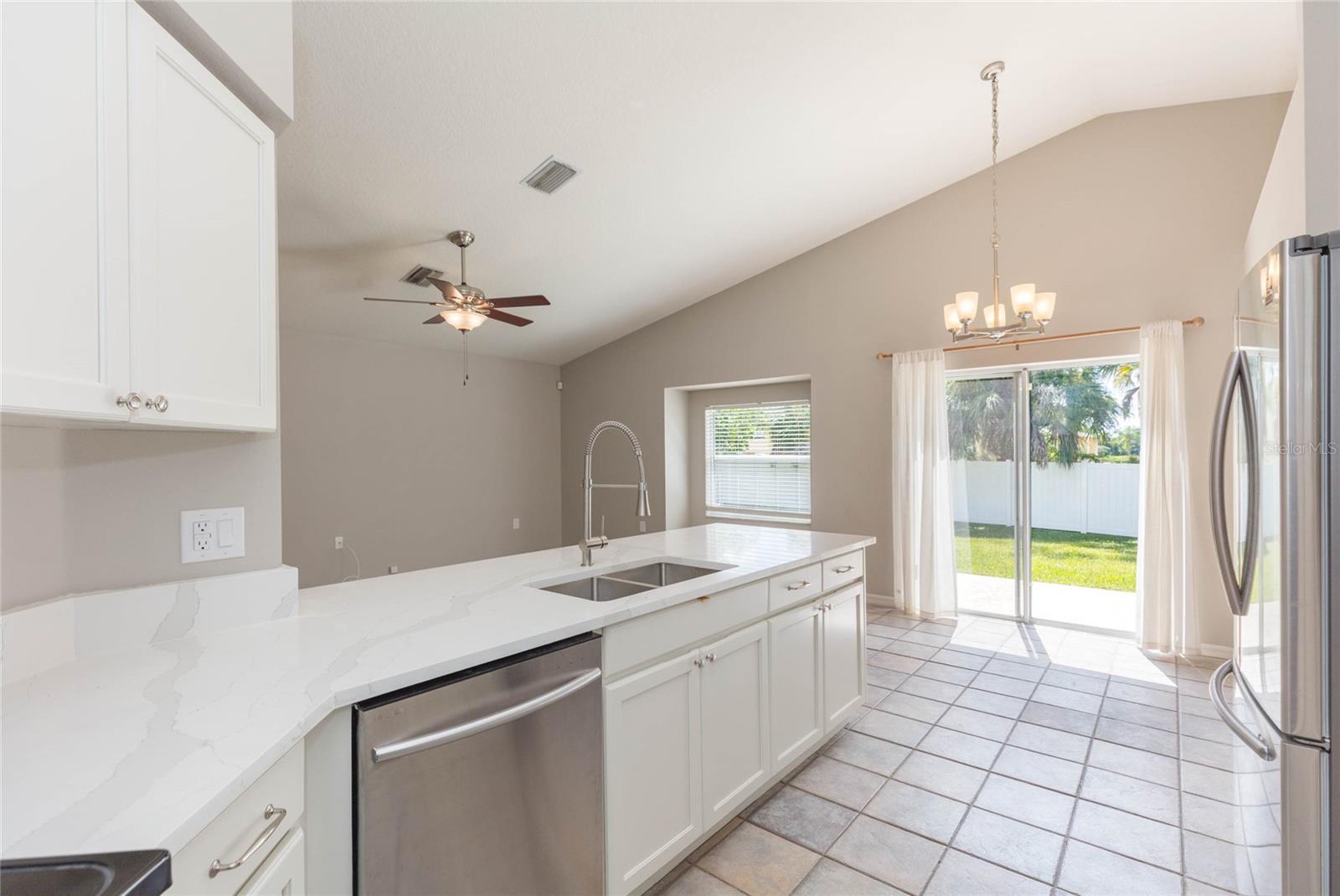 4550 Roundview Ct, Land O Lakes