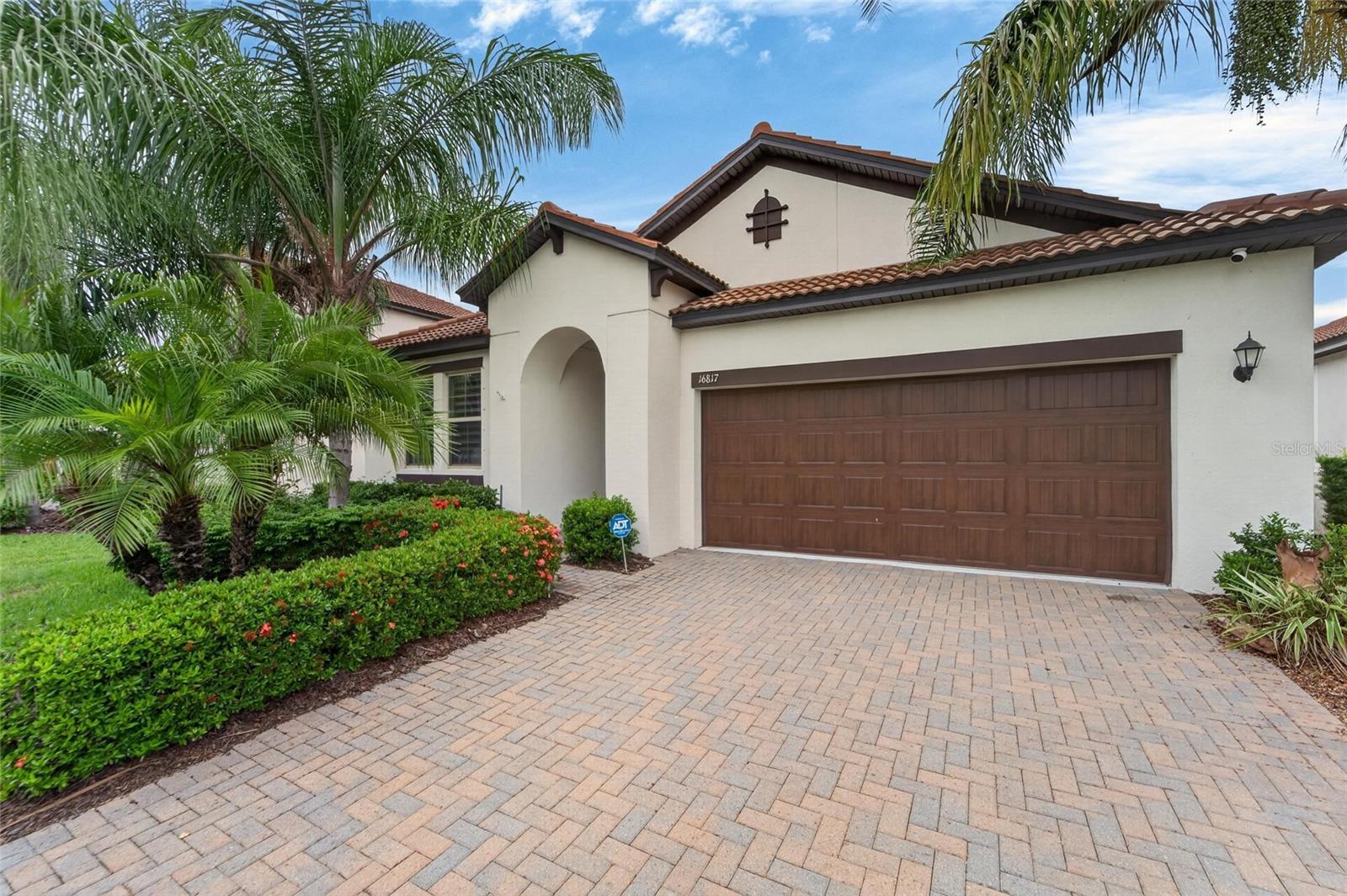 16817 Whisper Elm St, Wimauma