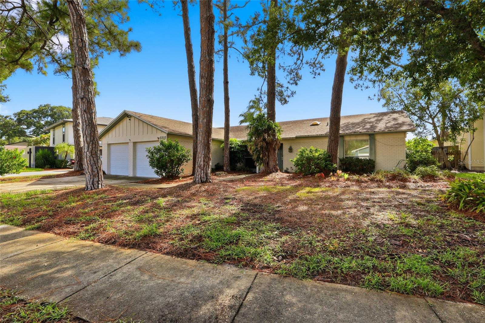 6811 Twelve Oaks Blvd, Tampa